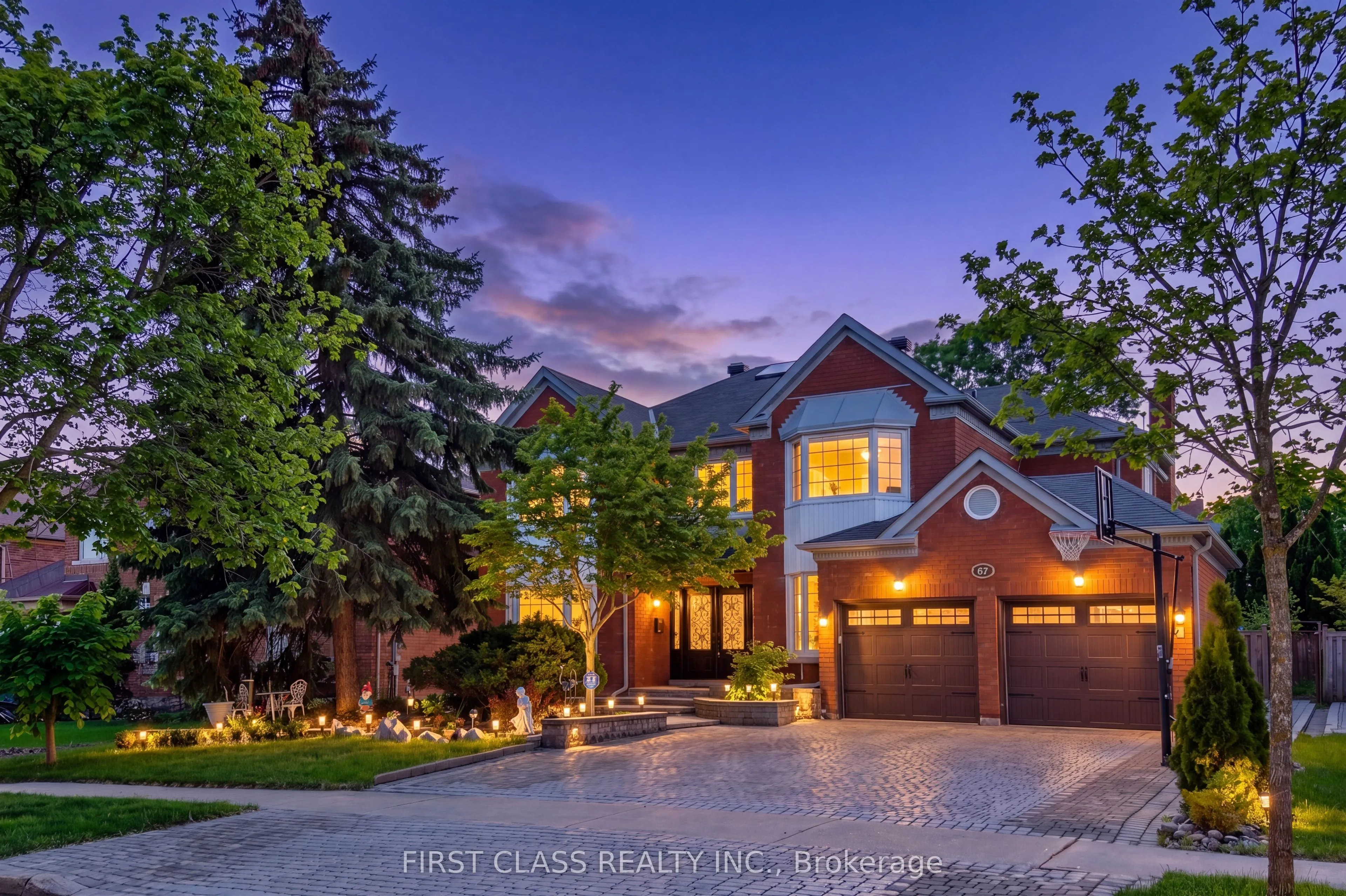 Detached Home For Sale | N13139958