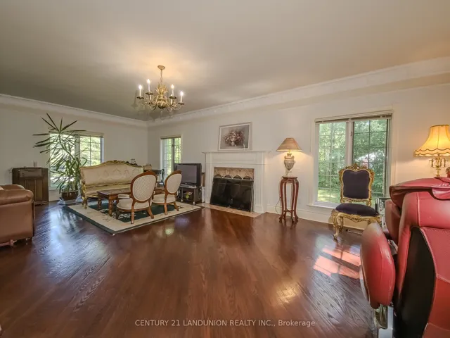 2 Heron Trail, Whitchurch-stouffville, ON L3Y 4W1