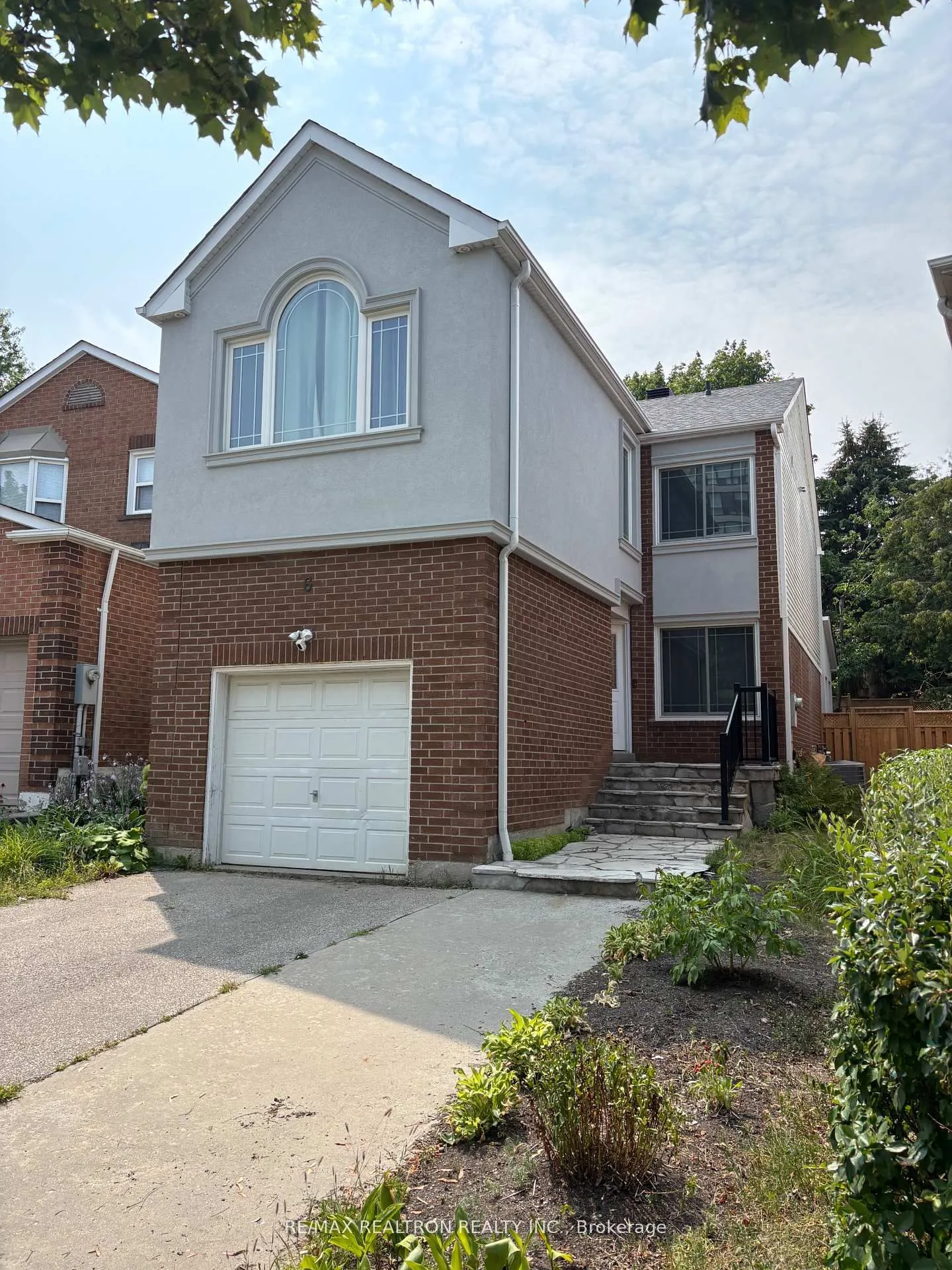 Detached Home For Lease | N13142374