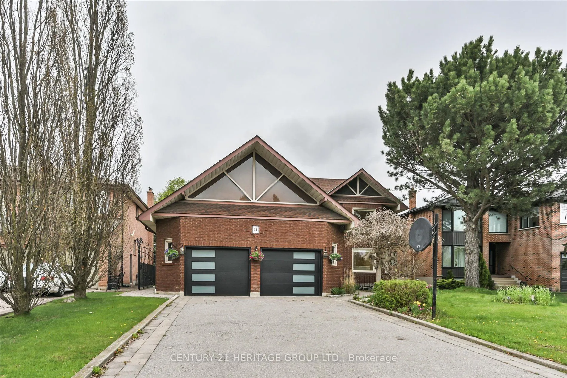 Detached Home For Sale | N13147960