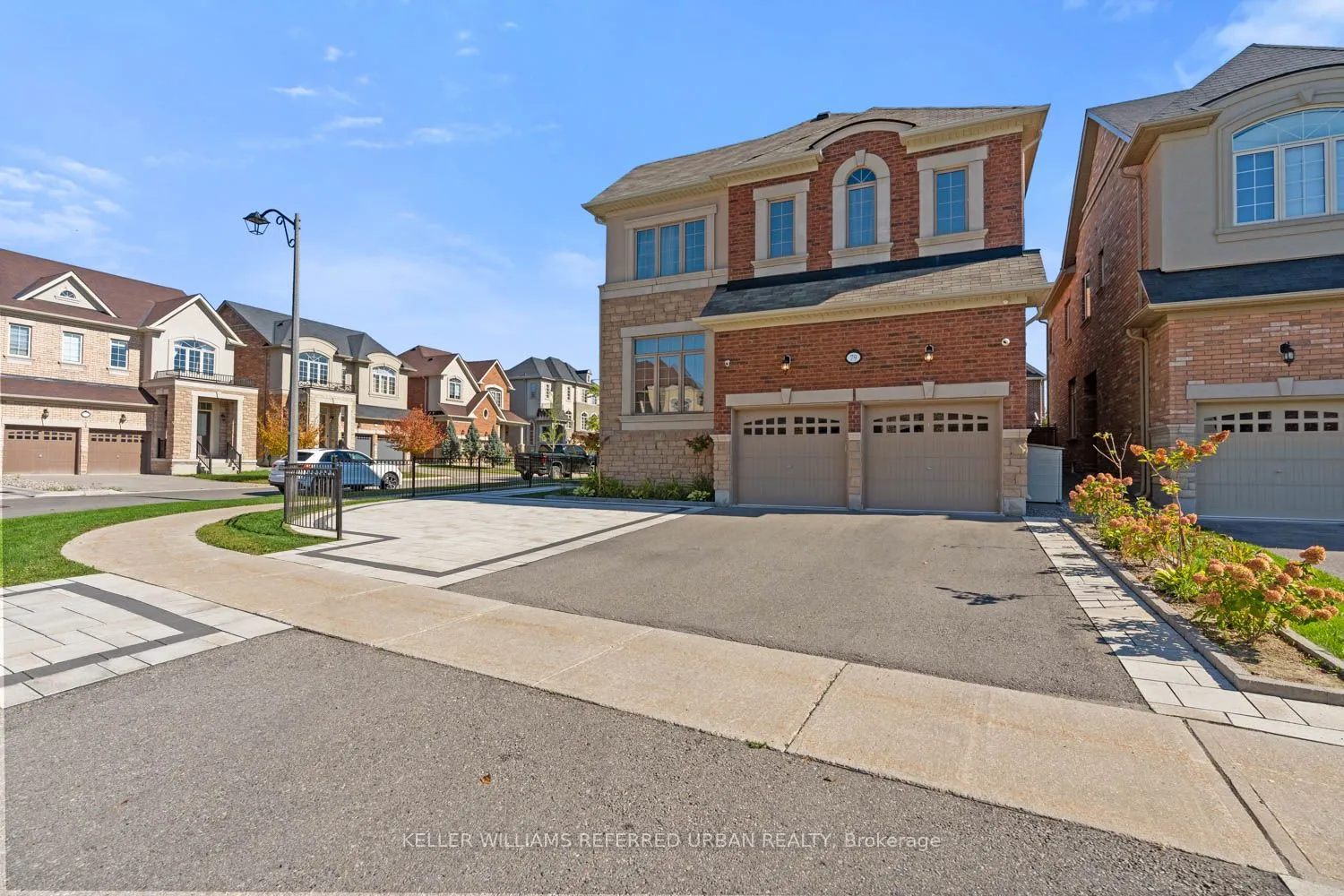 Detached Home For Sale | N13150636