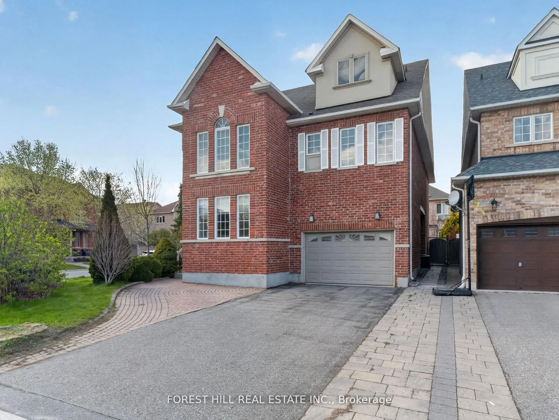 Detached Home For Sale | N13153762
