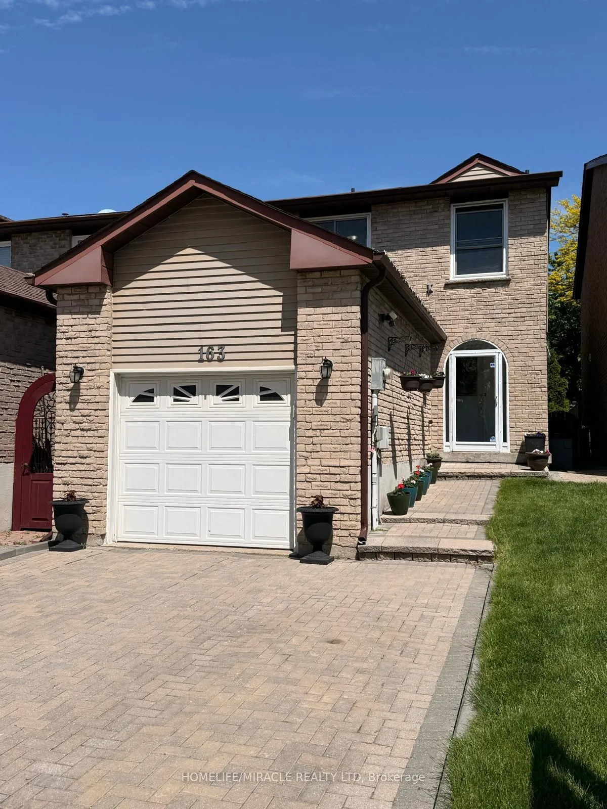 Detached Home For Sale | N13155152