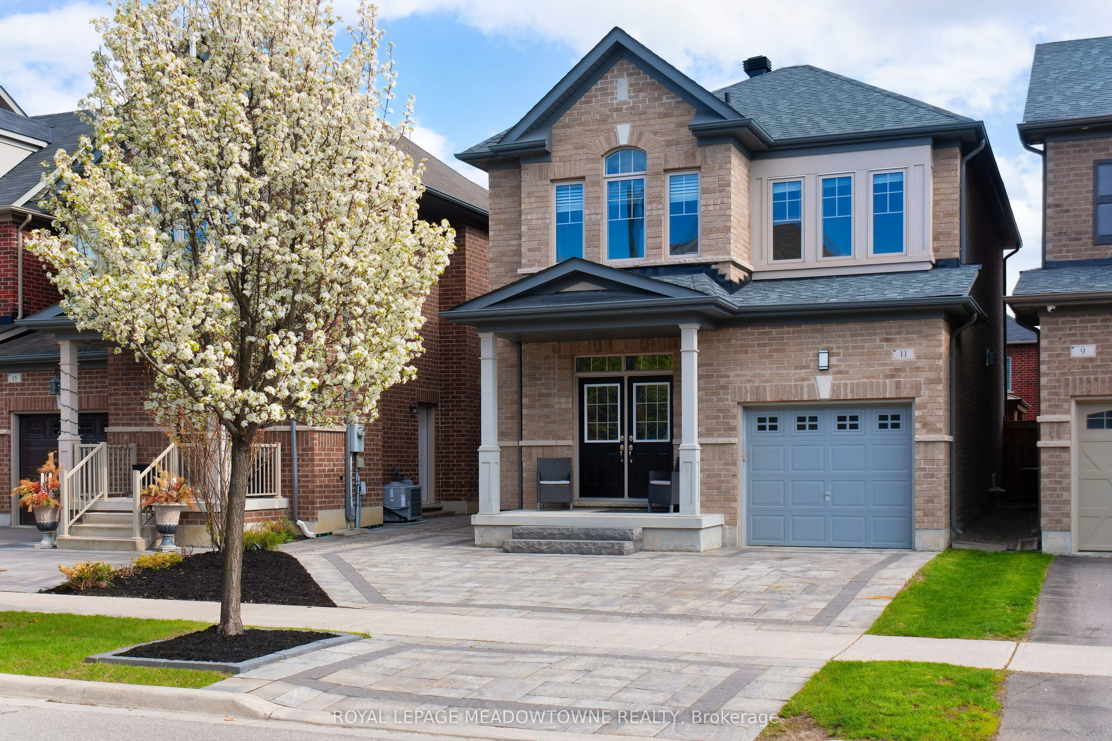 Detached Home For Sale | N13155172