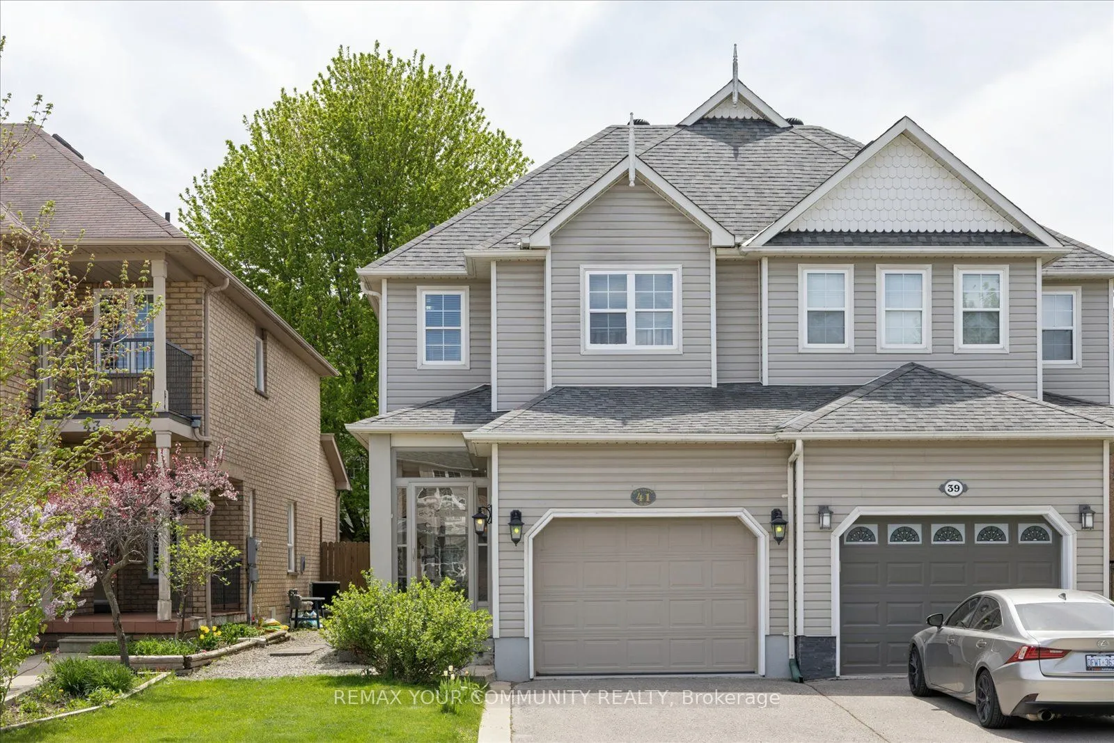 Semi-Detached Home For Sale | N13156714