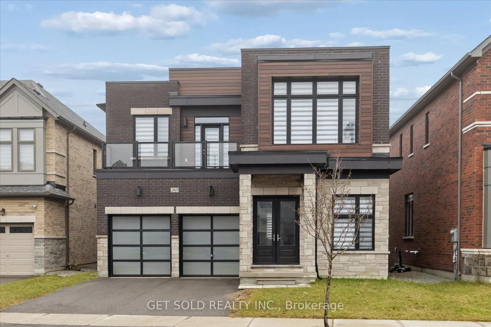 Detached Home For Sale | N13160436