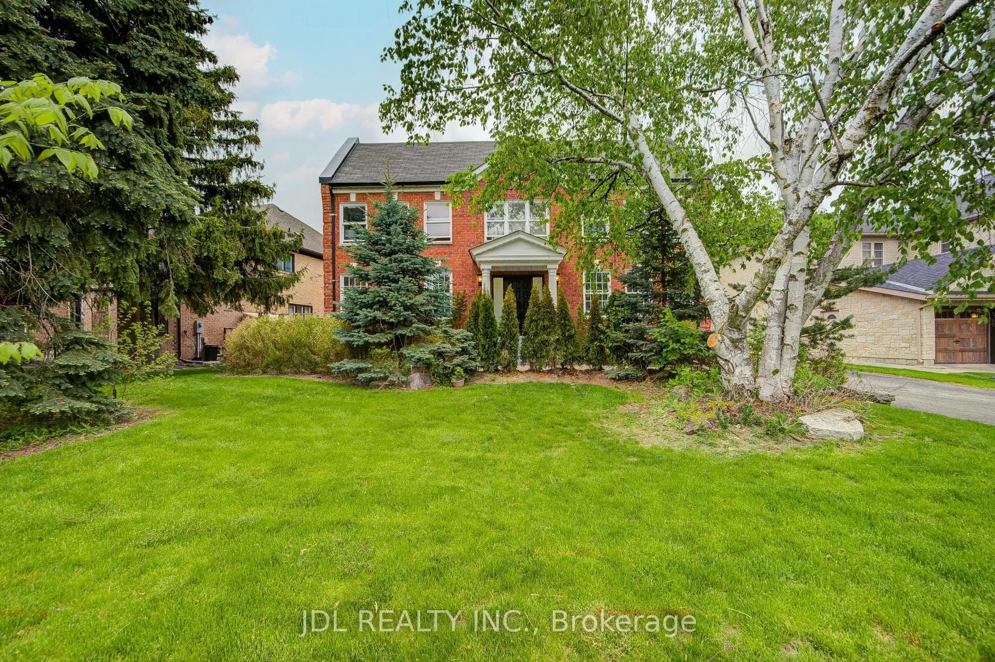 Detached Home For Sale | N13168078