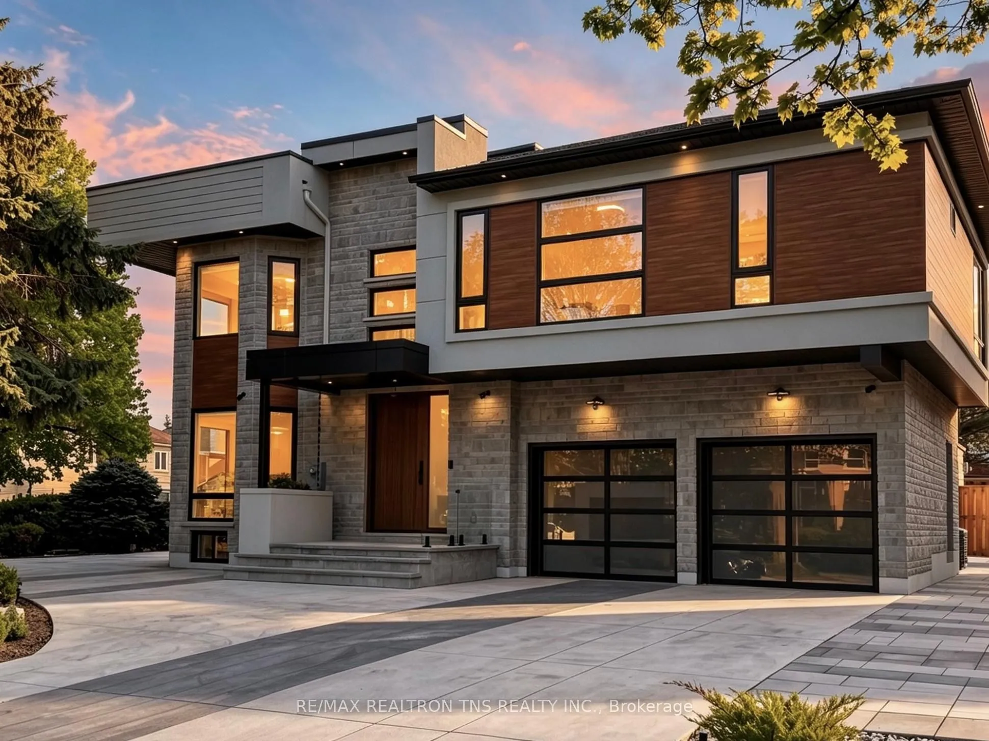 Detached Home For Sale | N13172546