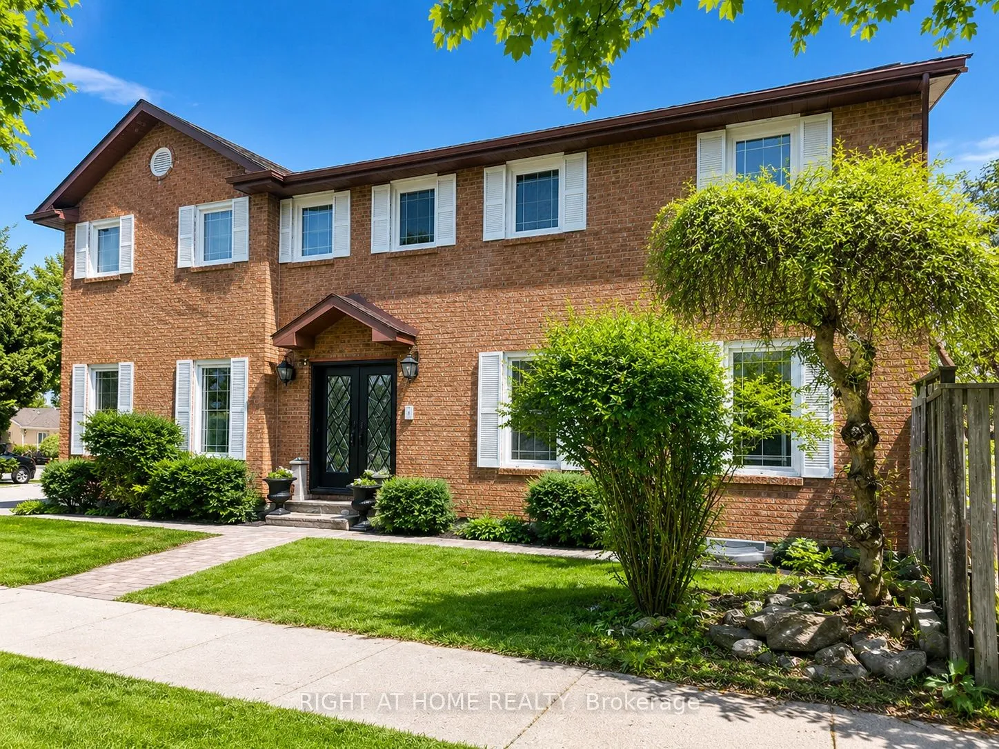 Detached Home For Sale | N13172818