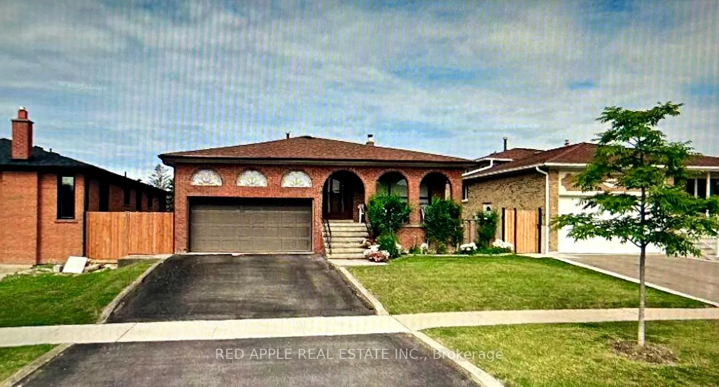 Detached Home For Lease | N13176186