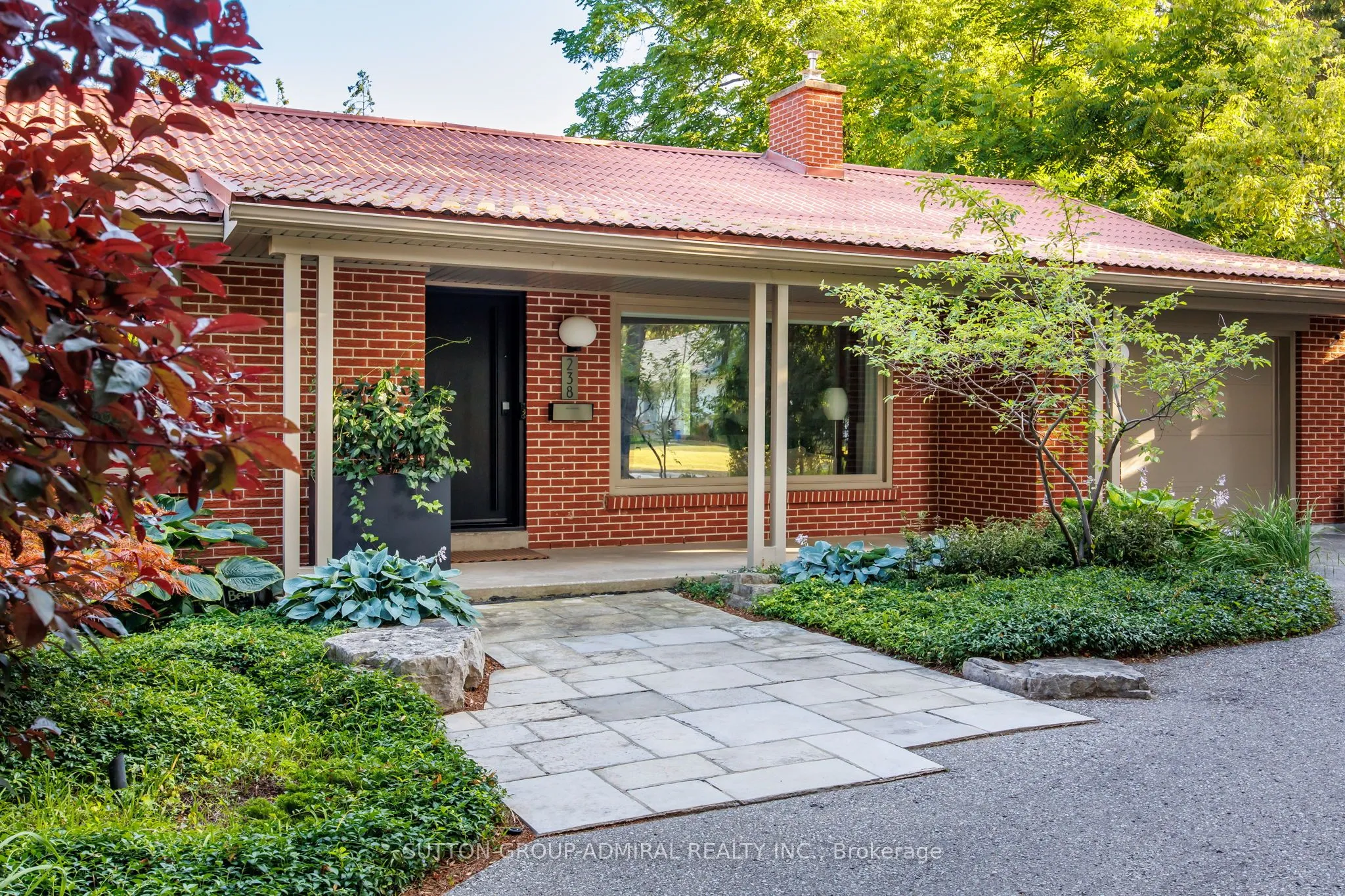 Detached Home For Sale | N13183480
