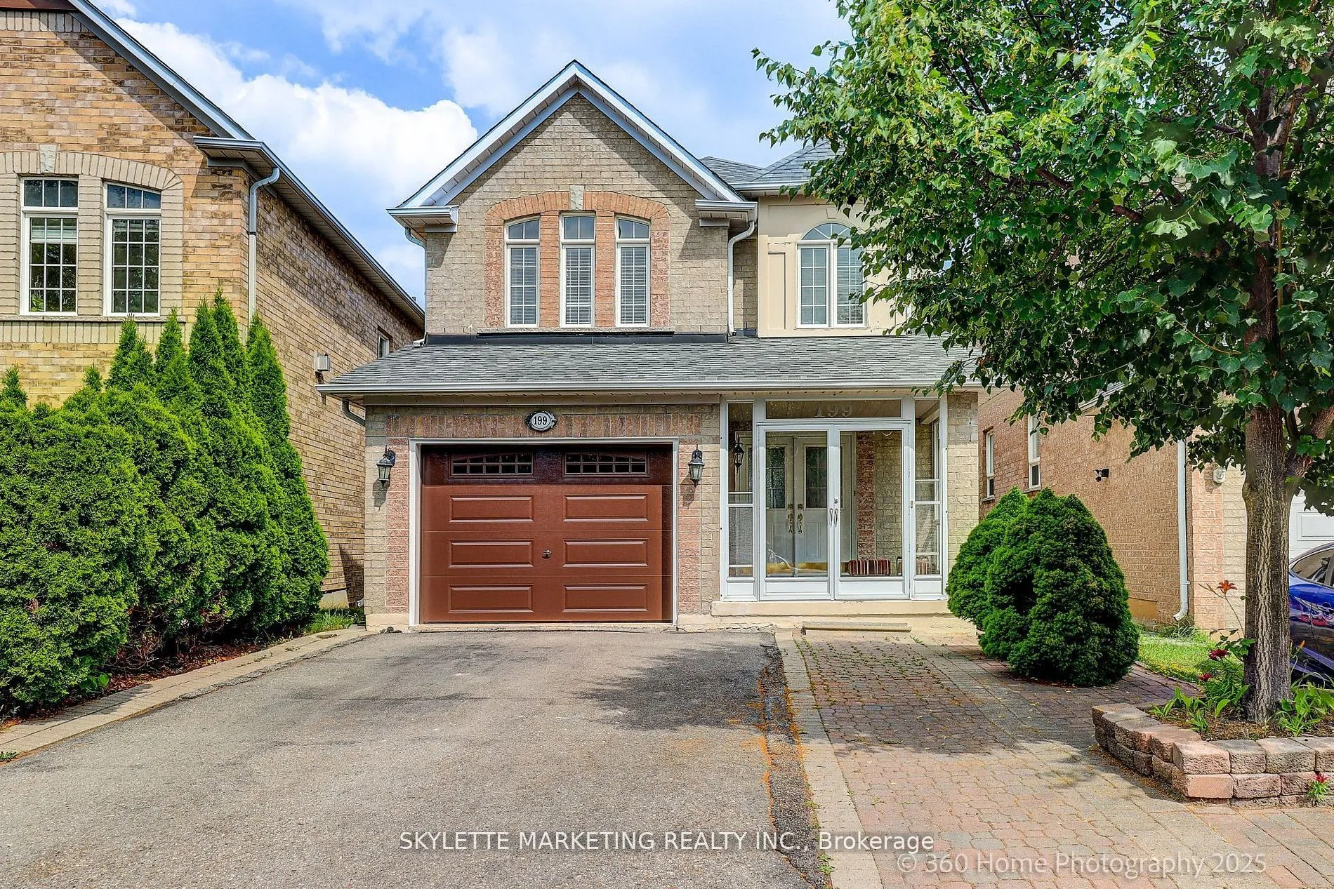 Detached Home For Sale | N13205932