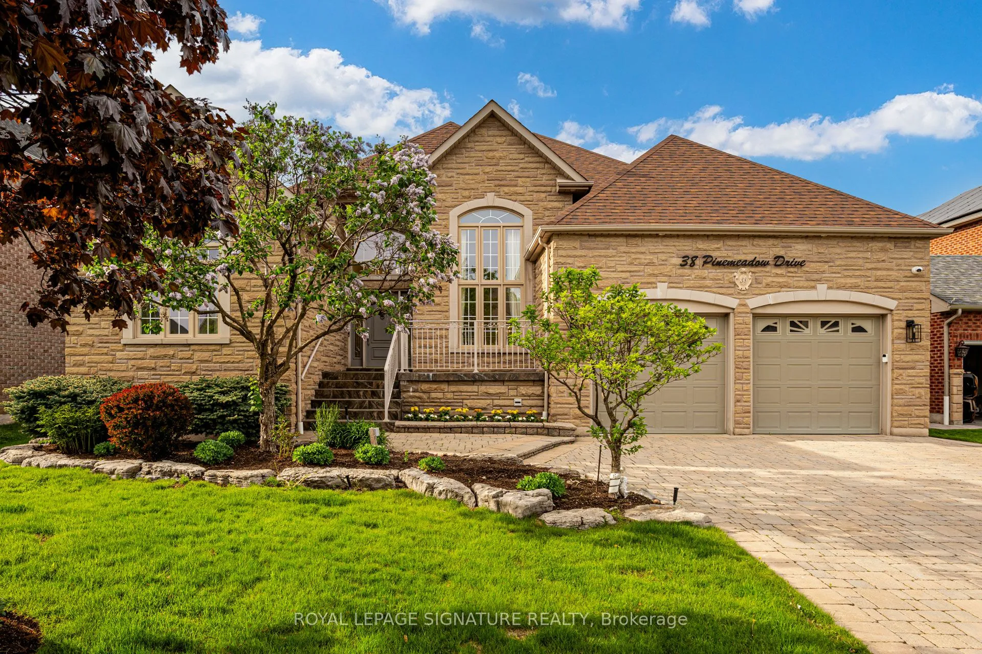 Detached Home For Lease | N13207120