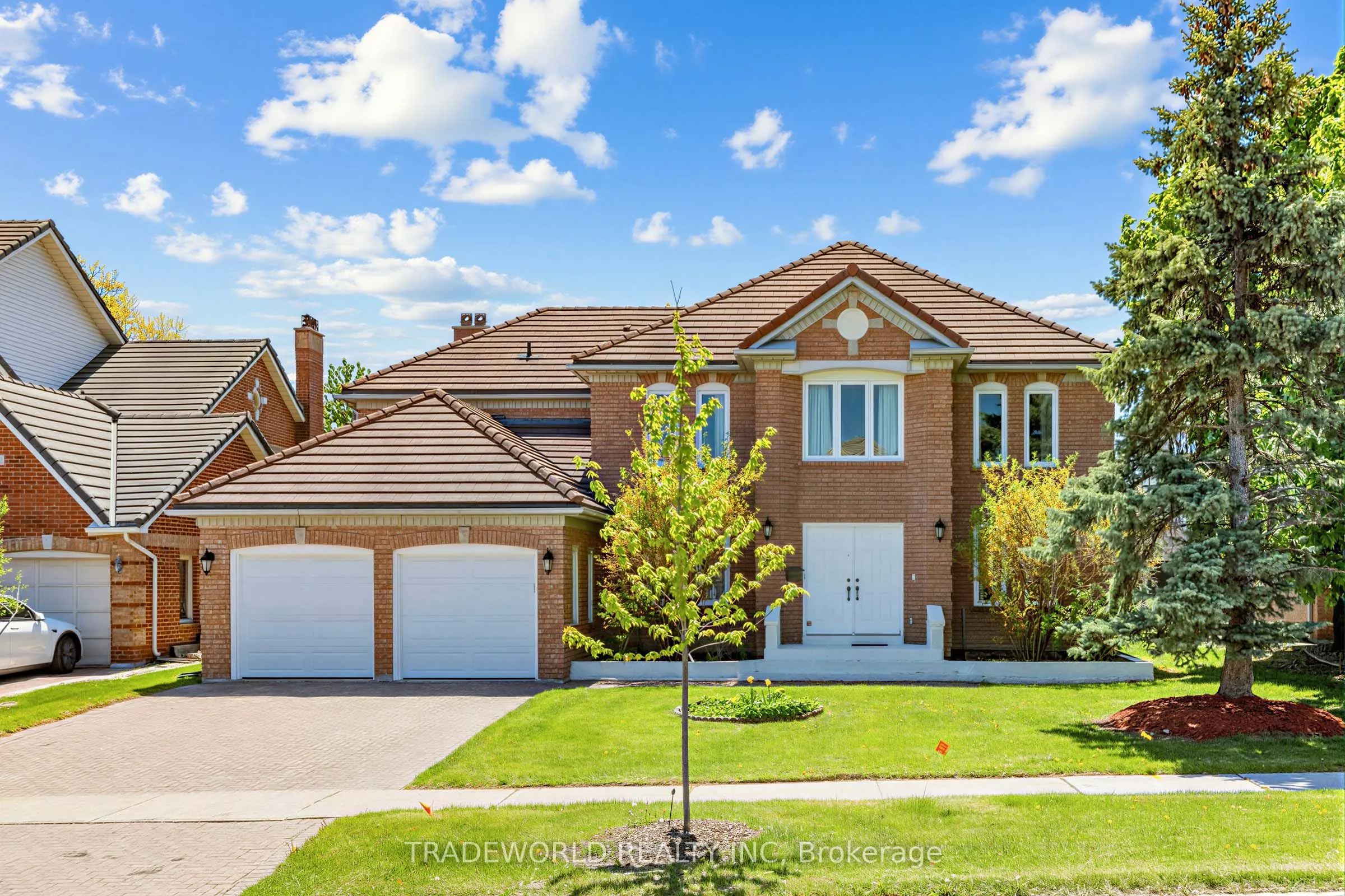 Detached Home For Sale | N13207878