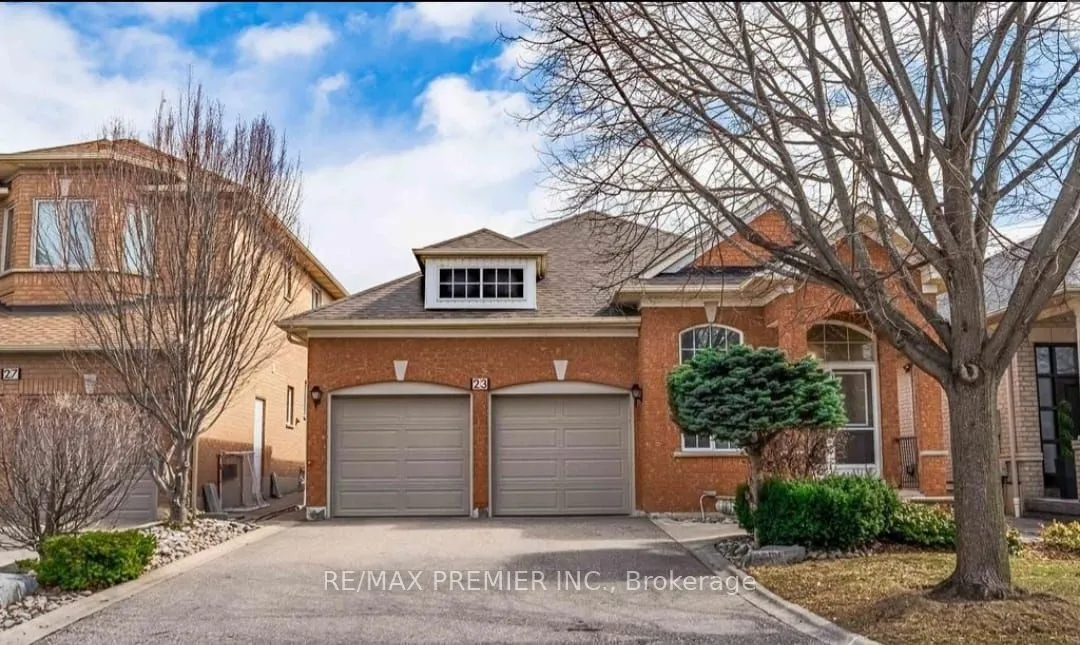 Detached Home For Lease | N13208018