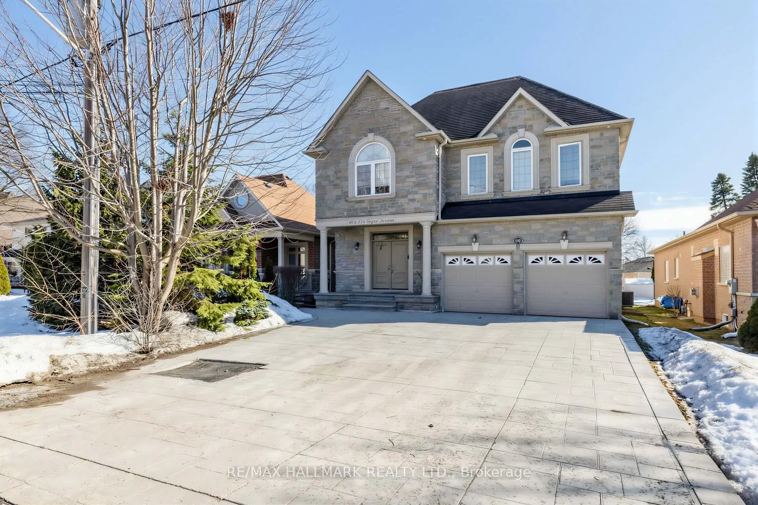Detached Home For Sale | N13208458