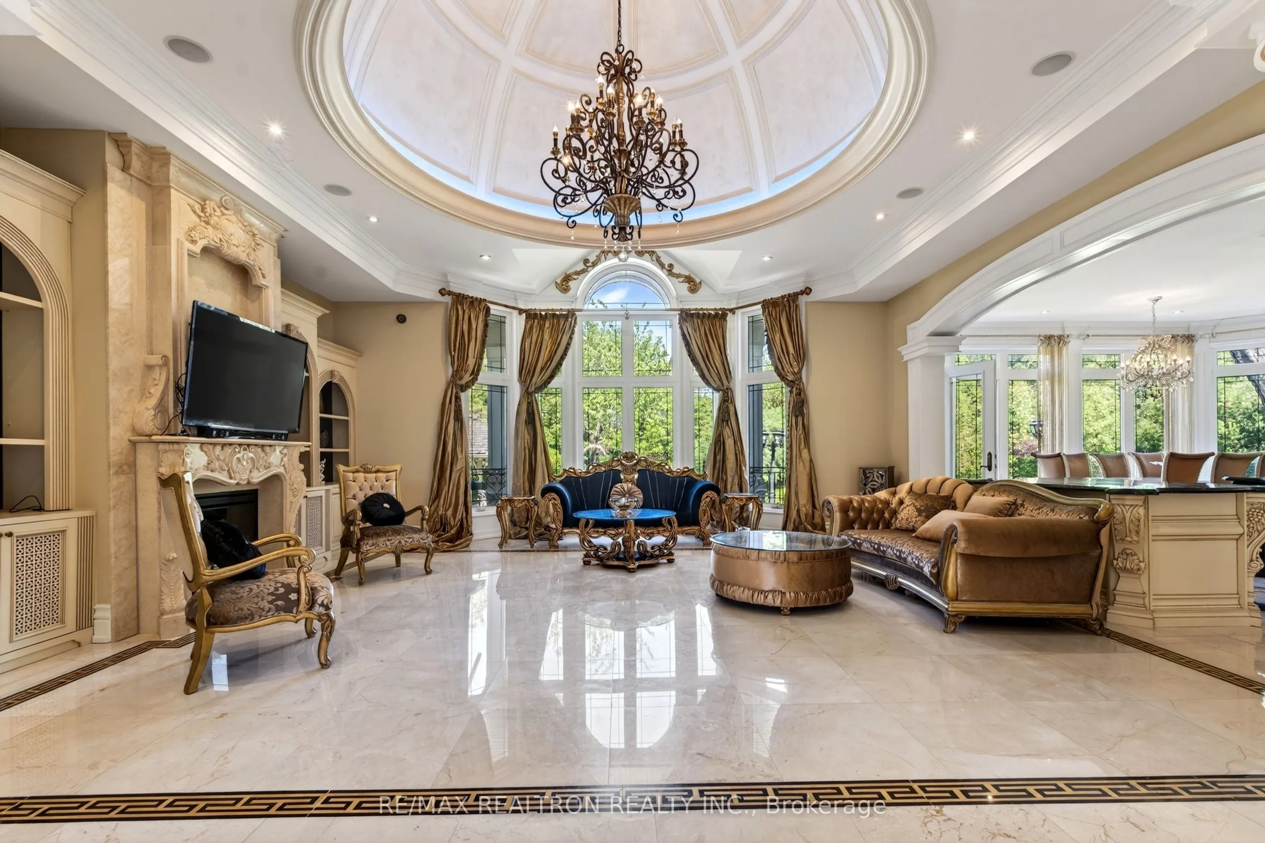Detached Home For Sale | N13211000