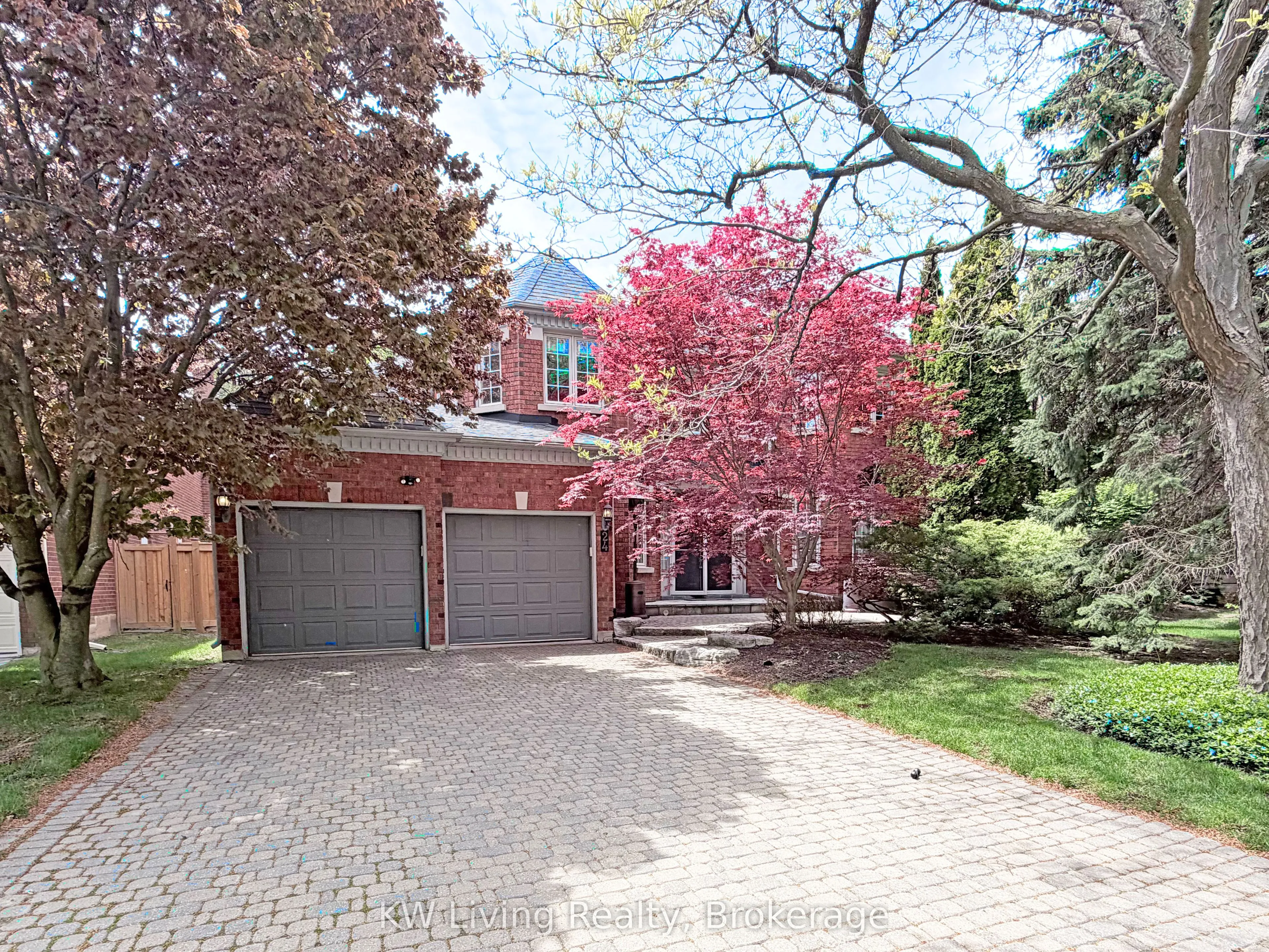 Detached Home For Sale | N13212960