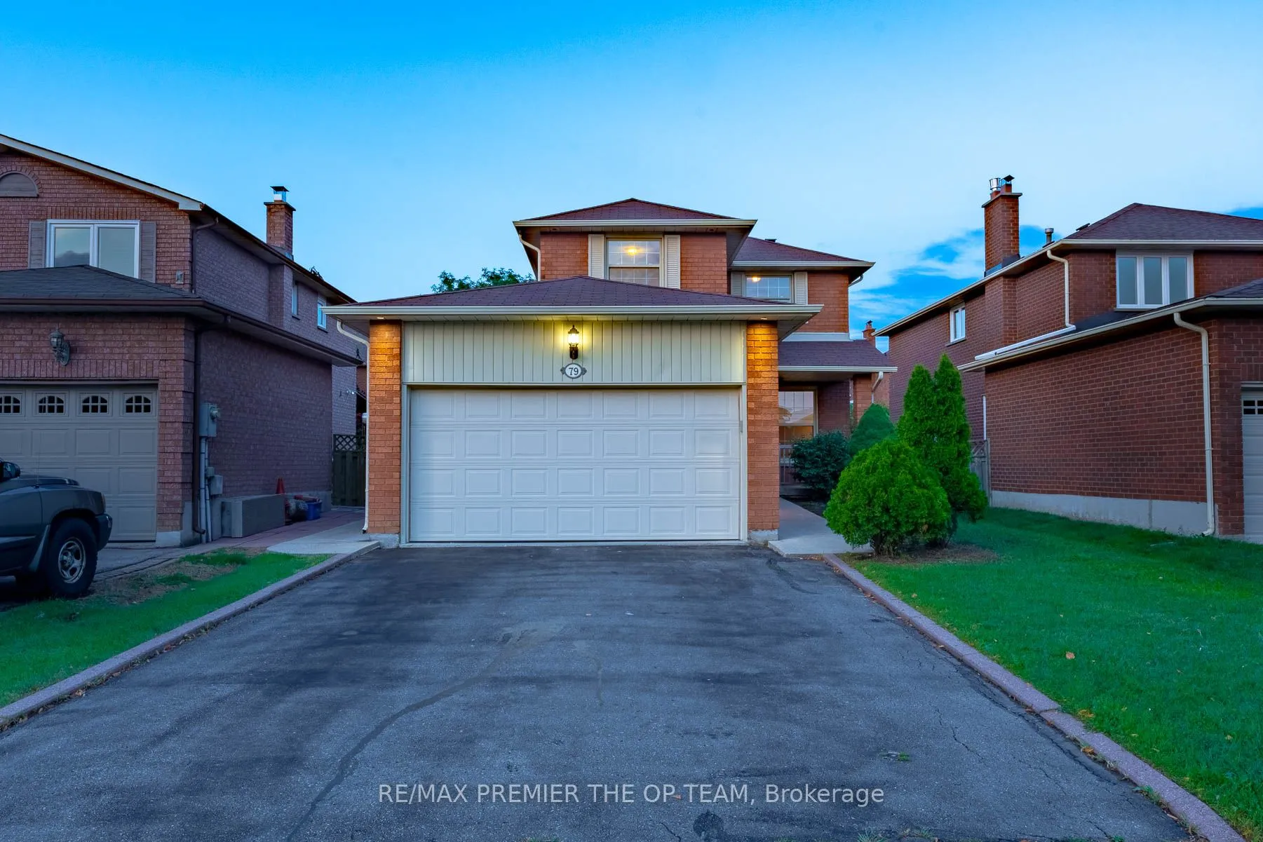 Detached Home For Lease | N13215178