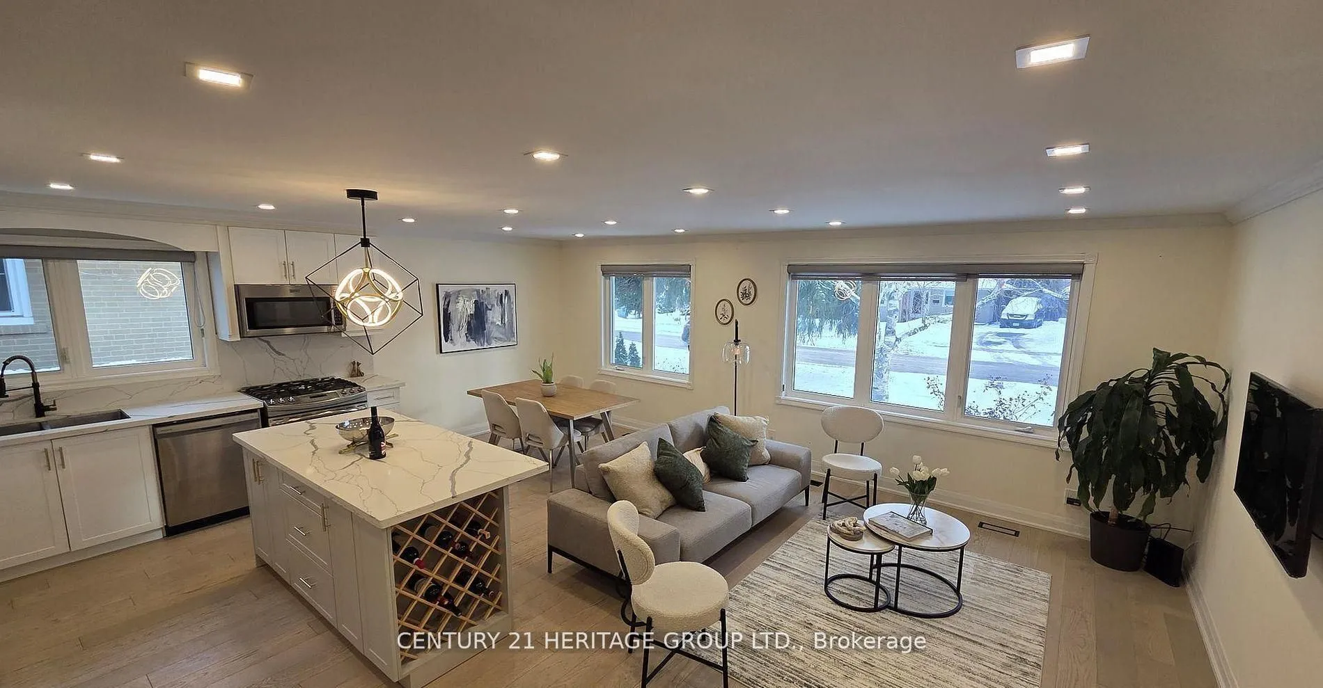 Detached Home For Sale | N13215954