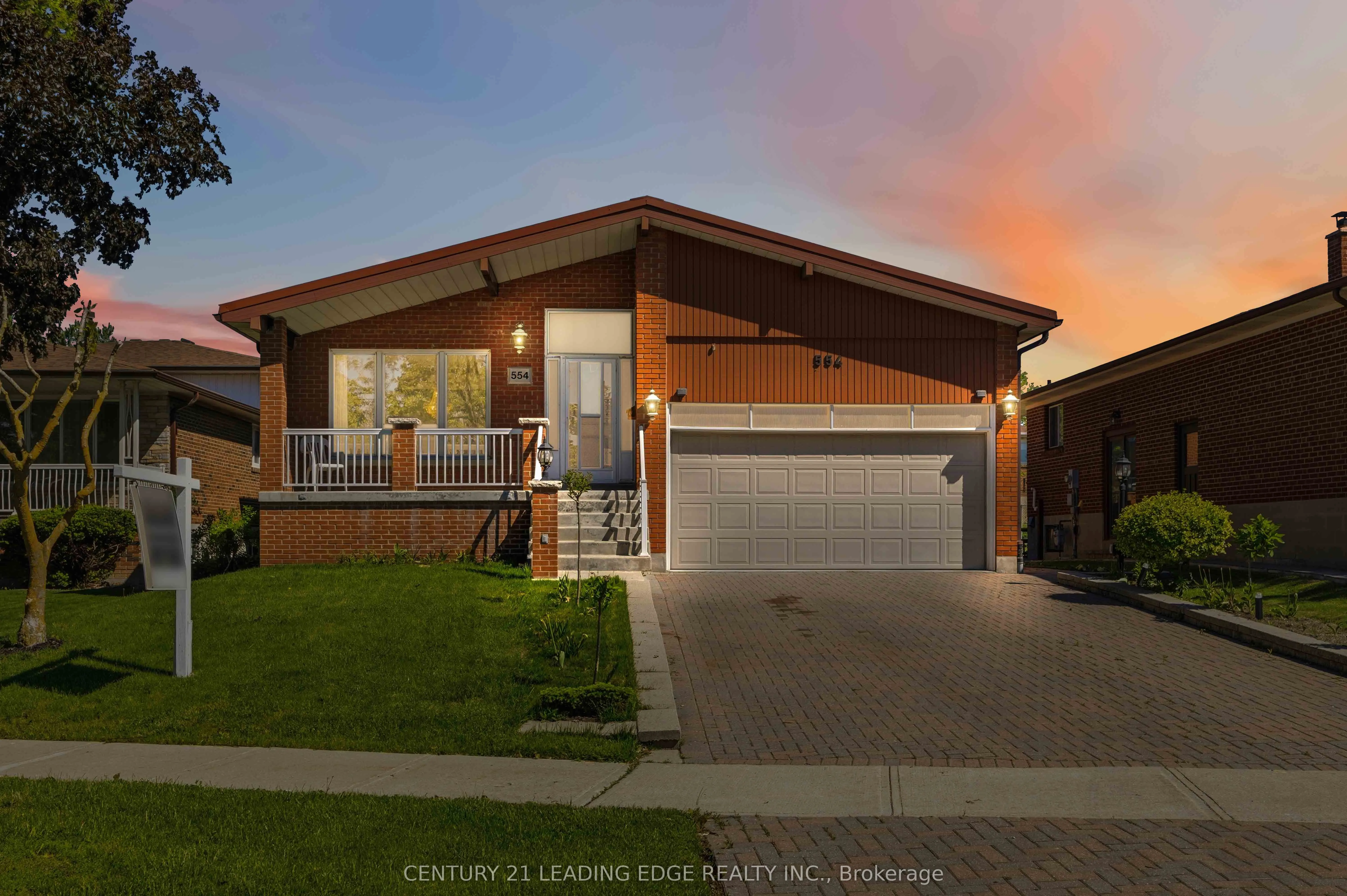 Detached Home For Sale | N13219350