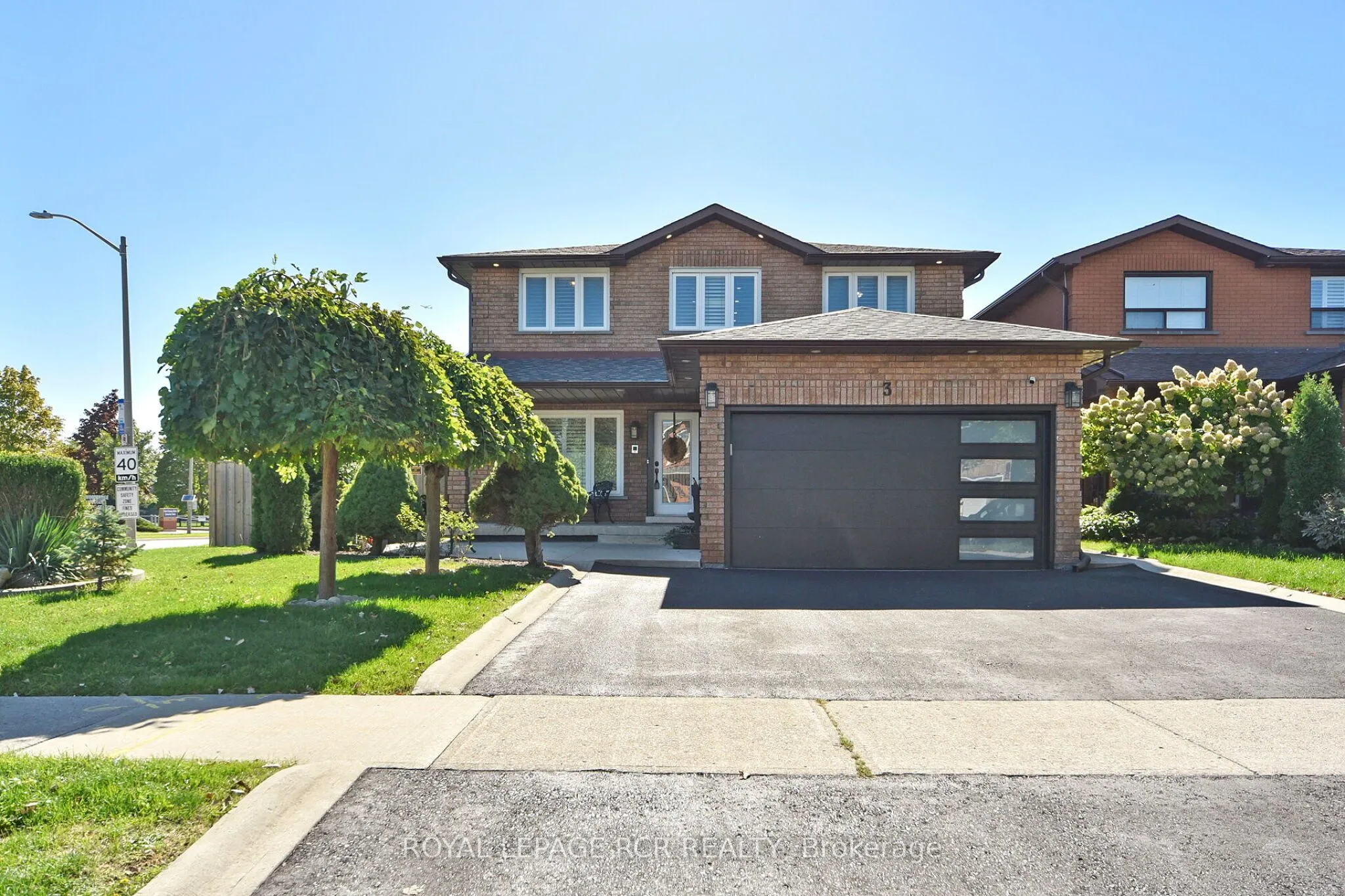 Detached Home For Sale | N13220066