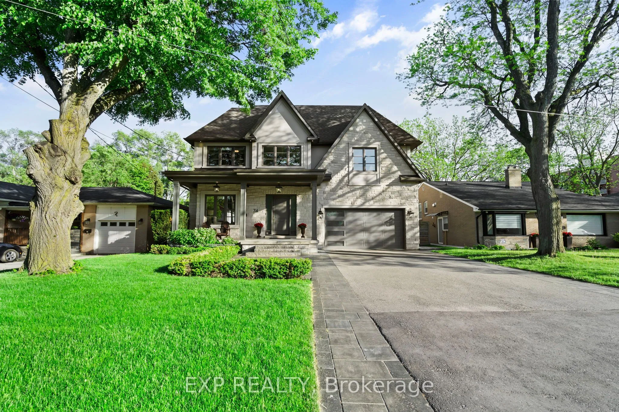 Detached Home For Sale | N13221154