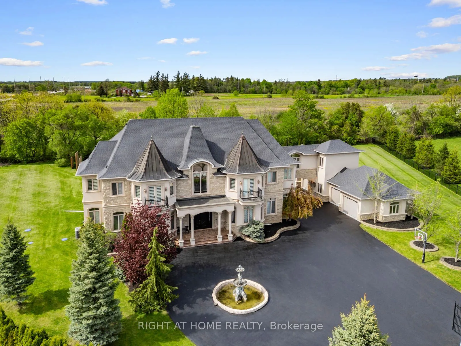 Detached Home For Sale | N13225422
