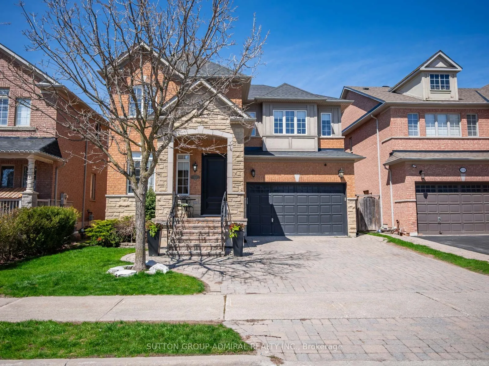 Detached Home For Sale | N13226308