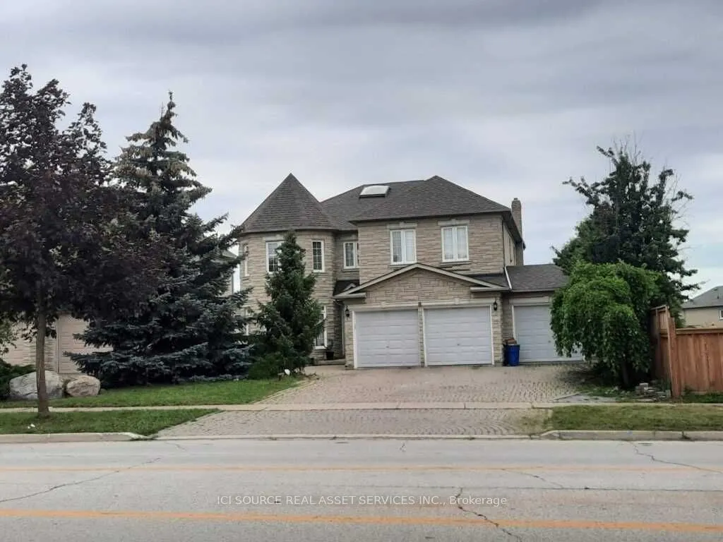 Detached Home For Lease | N13226342