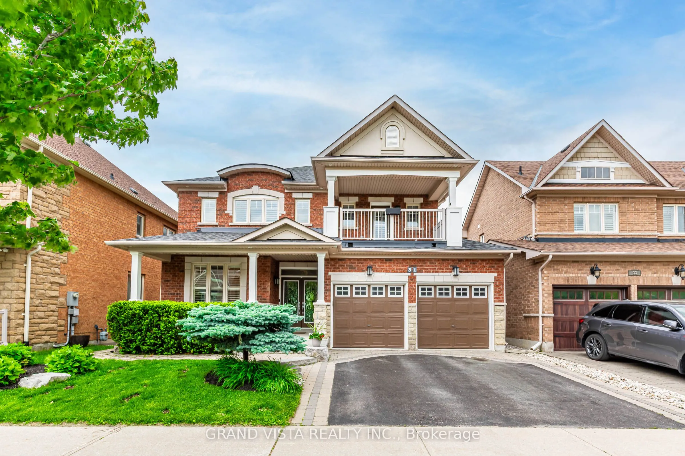 Detached Home For Sale | N13229018
