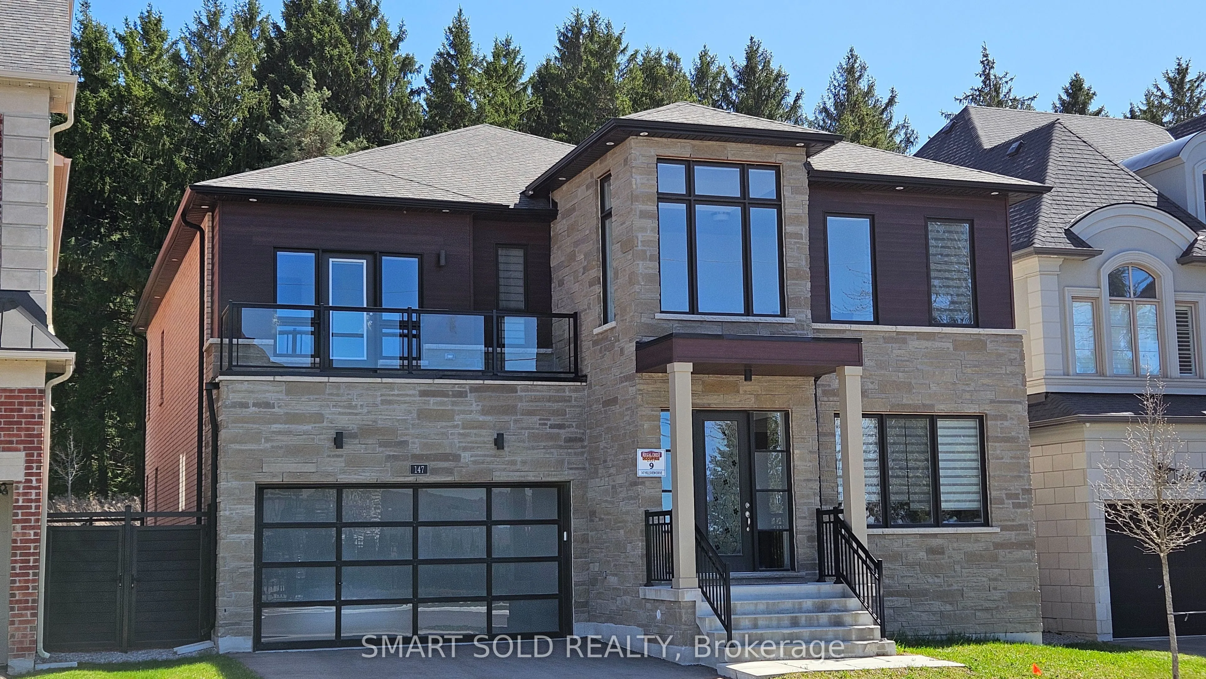 Detached Home For Lease | N13230538