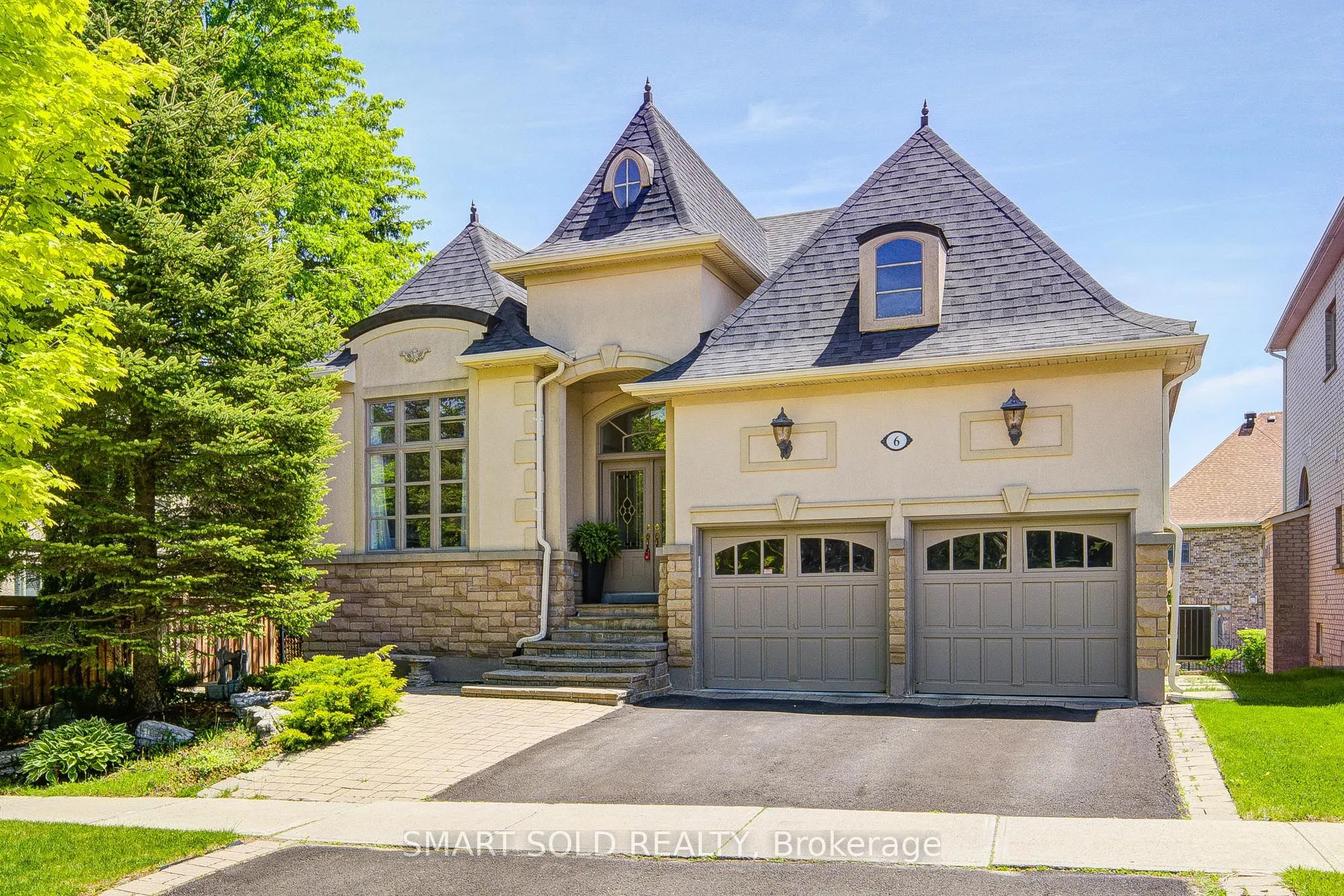 Detached Home For Sale | N13231920