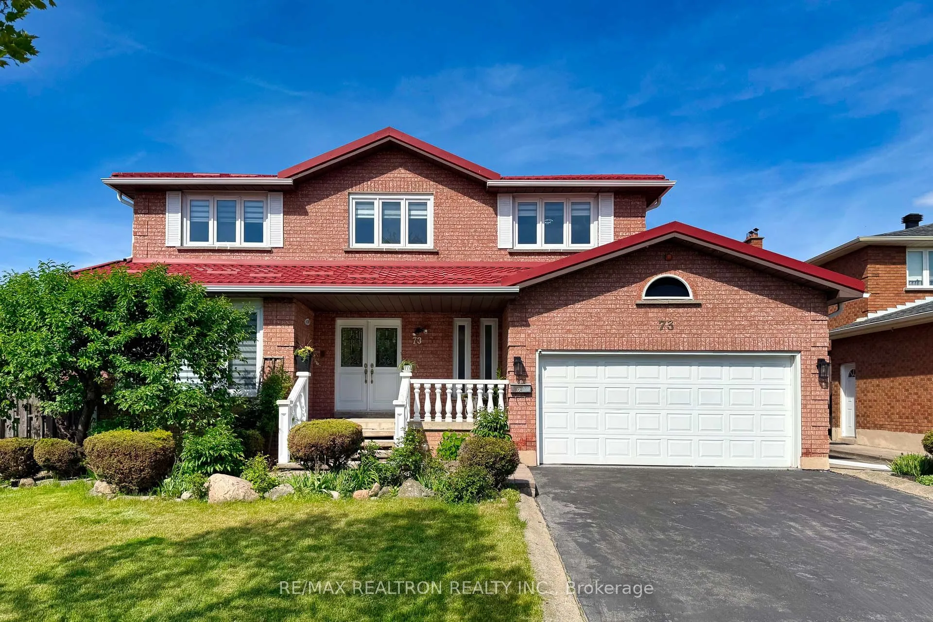 Detached Home For Sale | N13233086