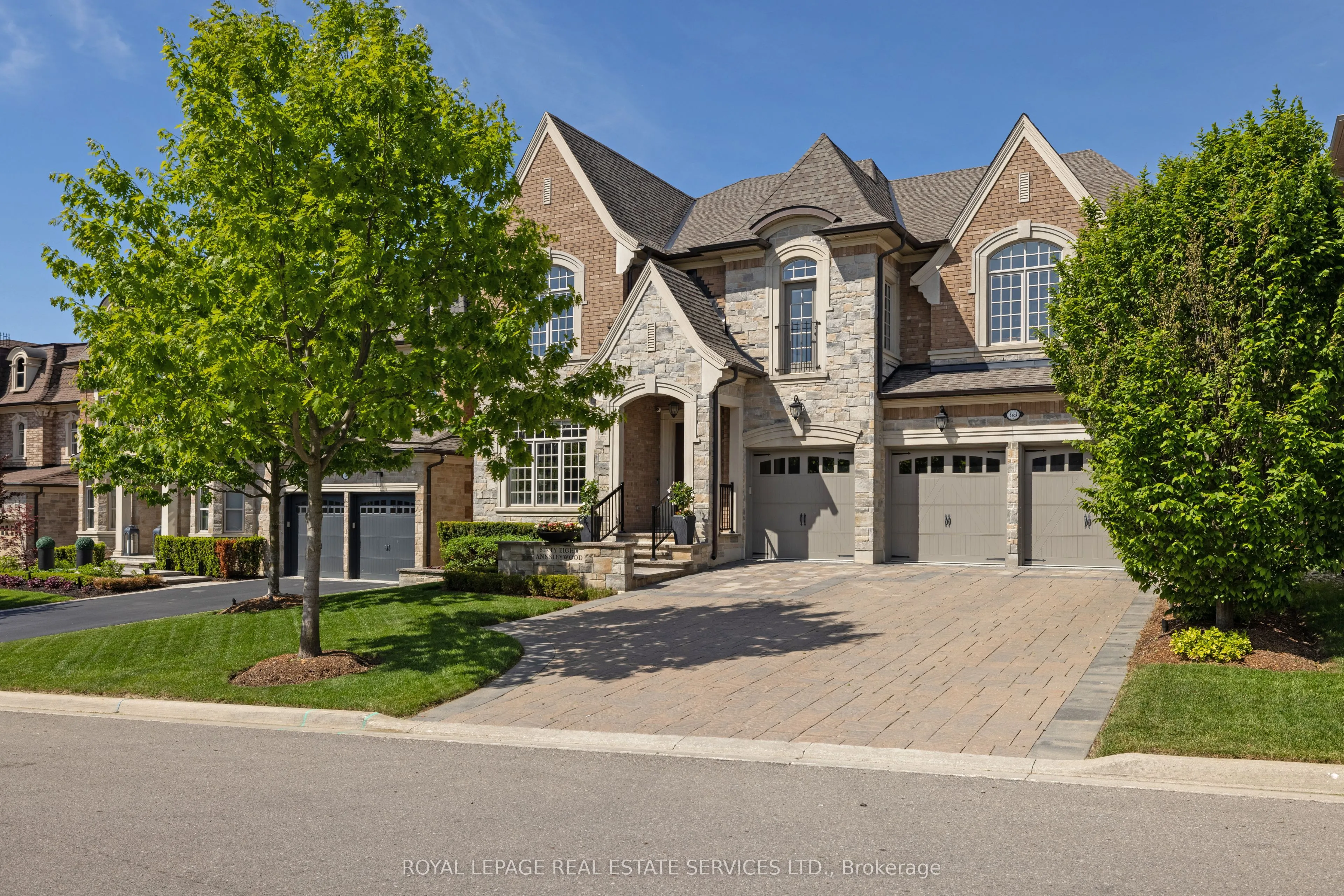 Detached Home For Sale | N13234712