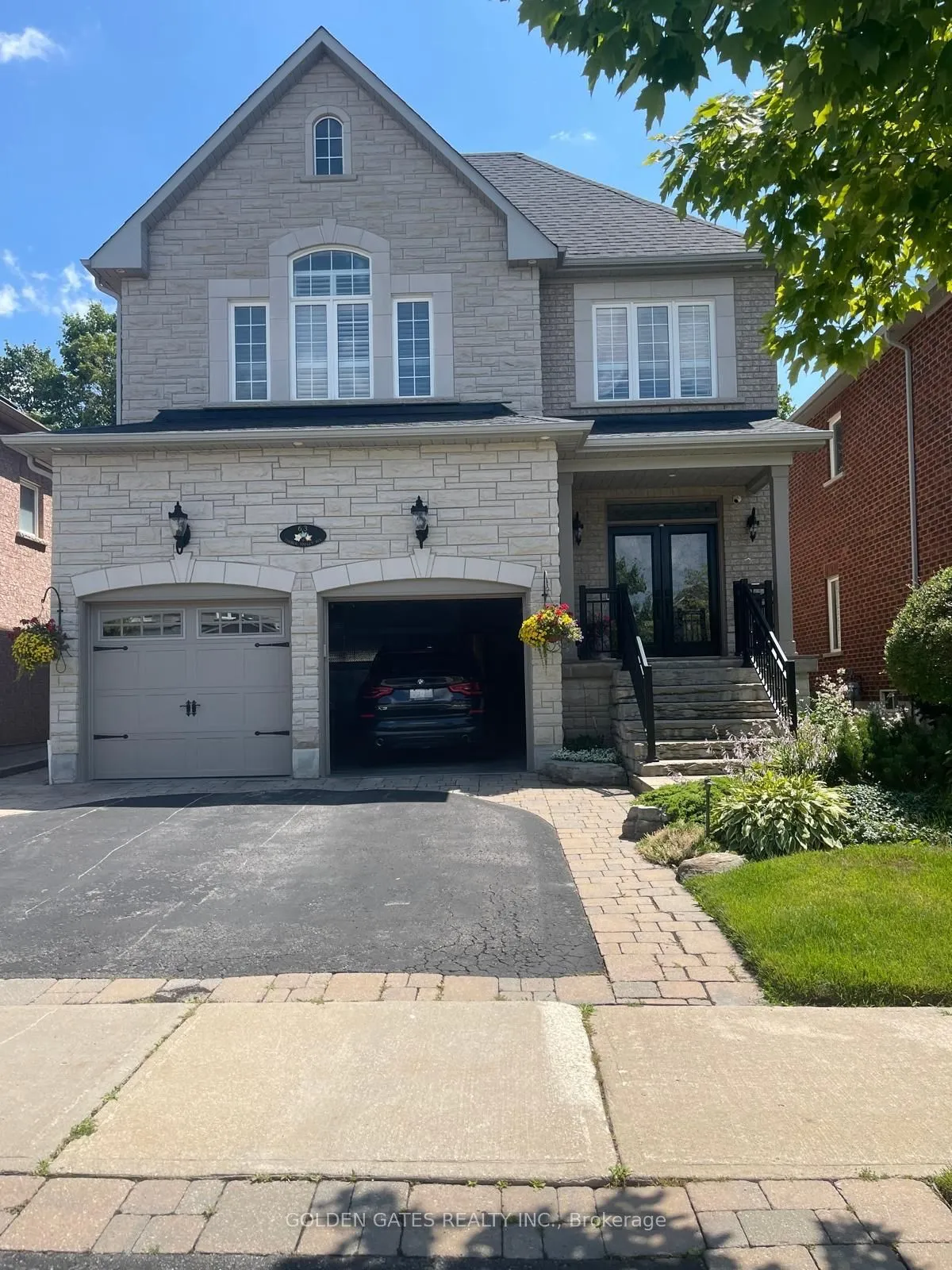 Detached Home For Lease | N13237144