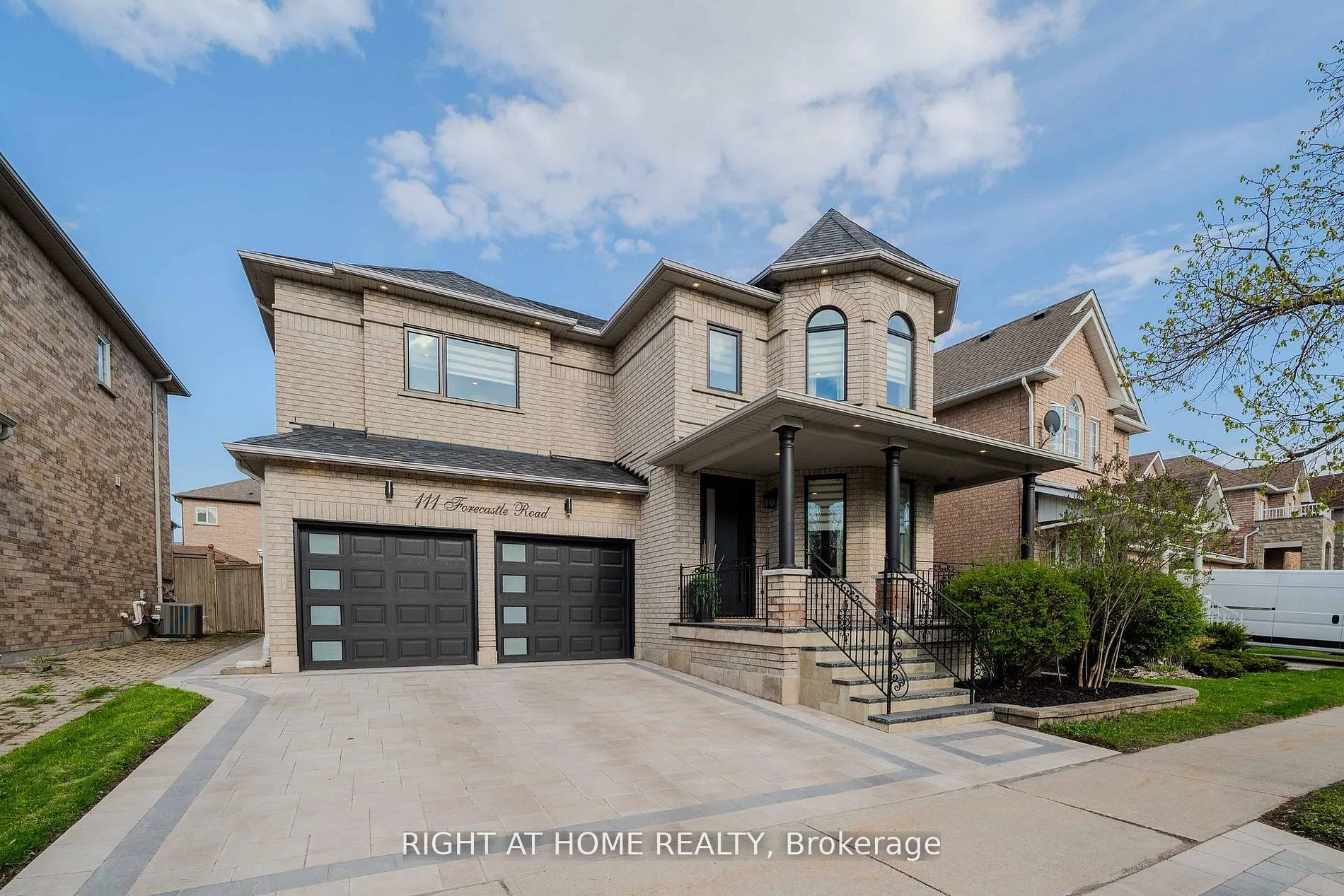 Detached Home For Sale | N13237416
