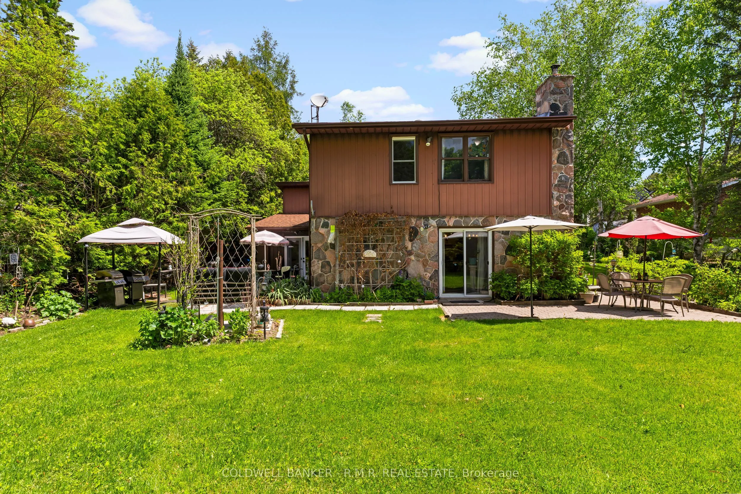 Detached Home For Sale | N13238144
