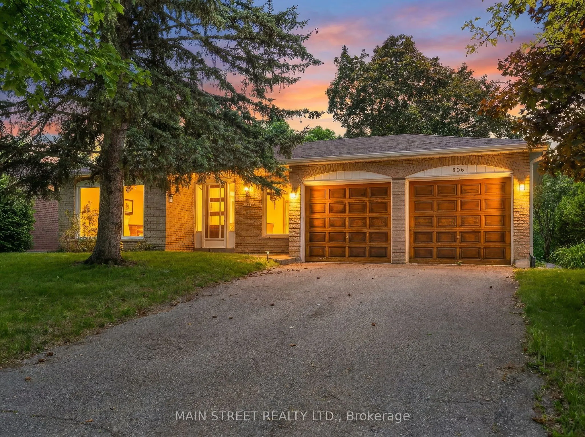 Detached Home For Sale | N13238598