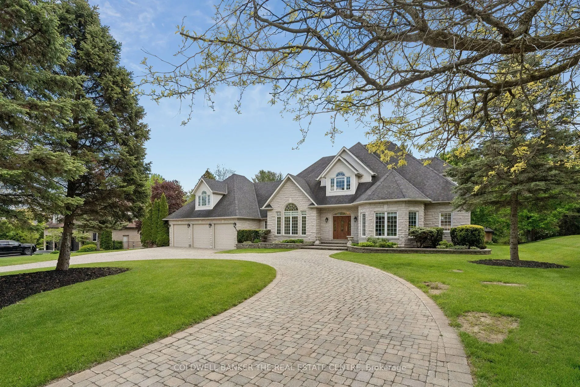 Detached Home For Sale | N13238762