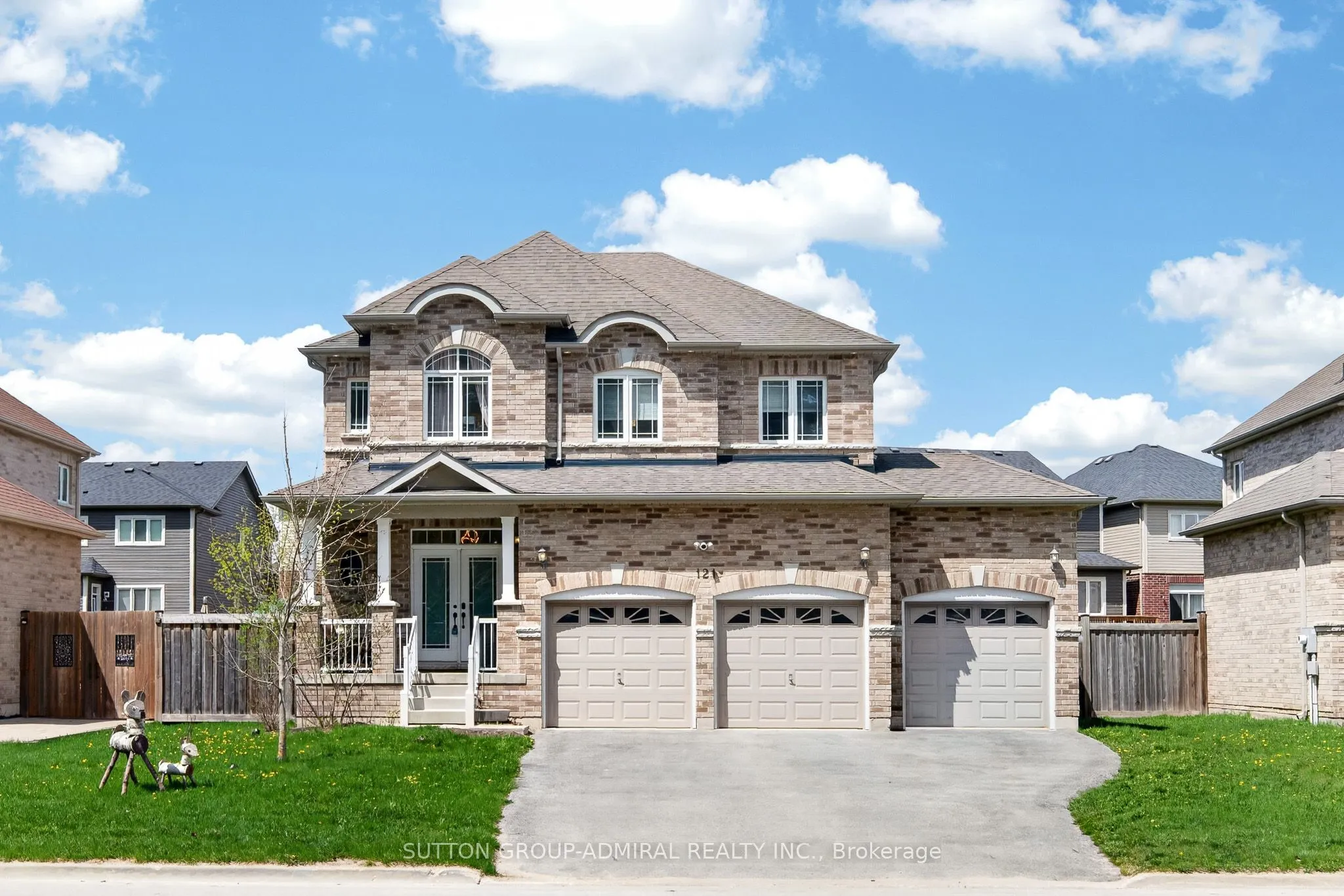 Detached Home For Sale | N13240052