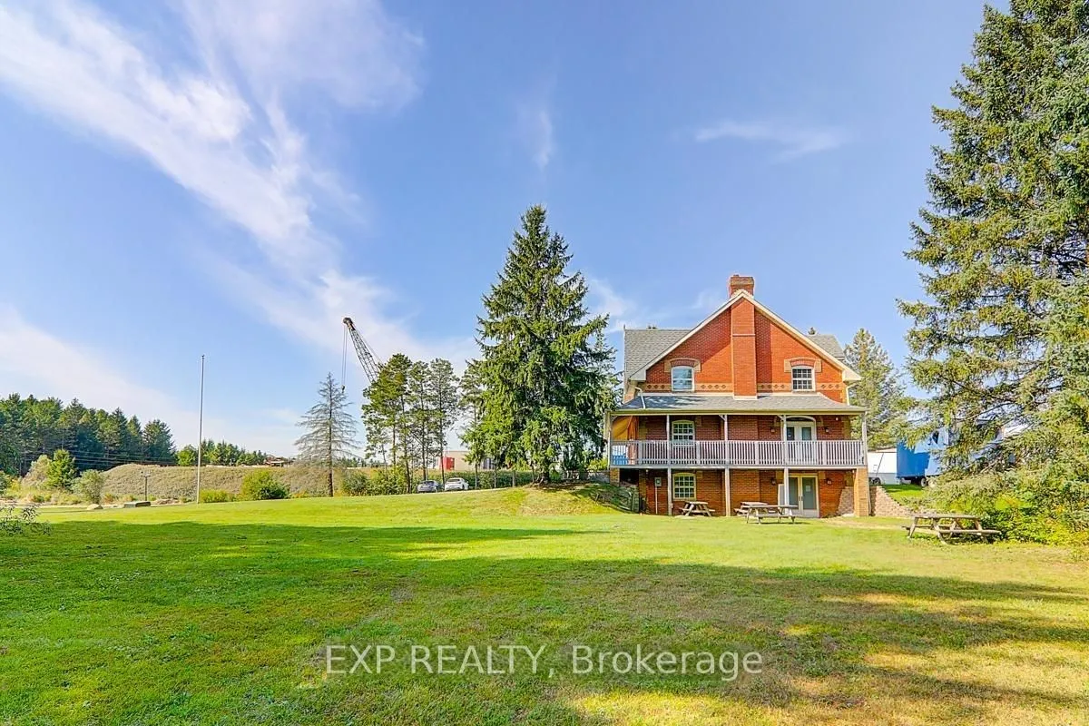 Detached Home For Sale | N13240126