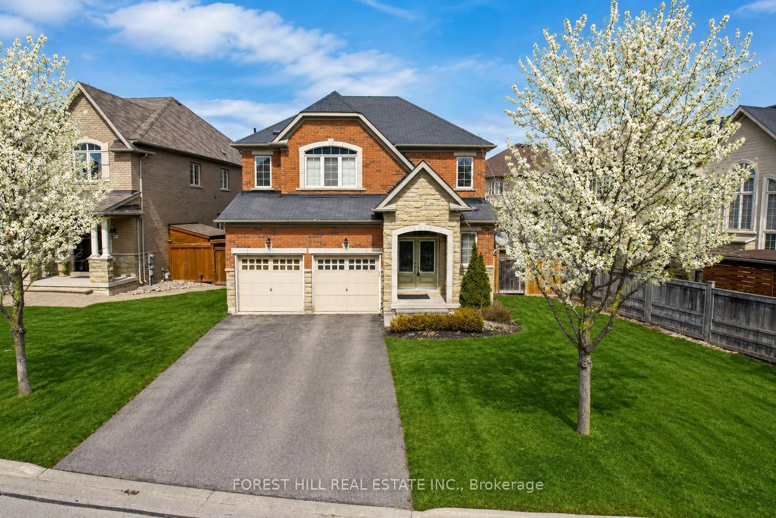 Detached Home For Sale | N13241478