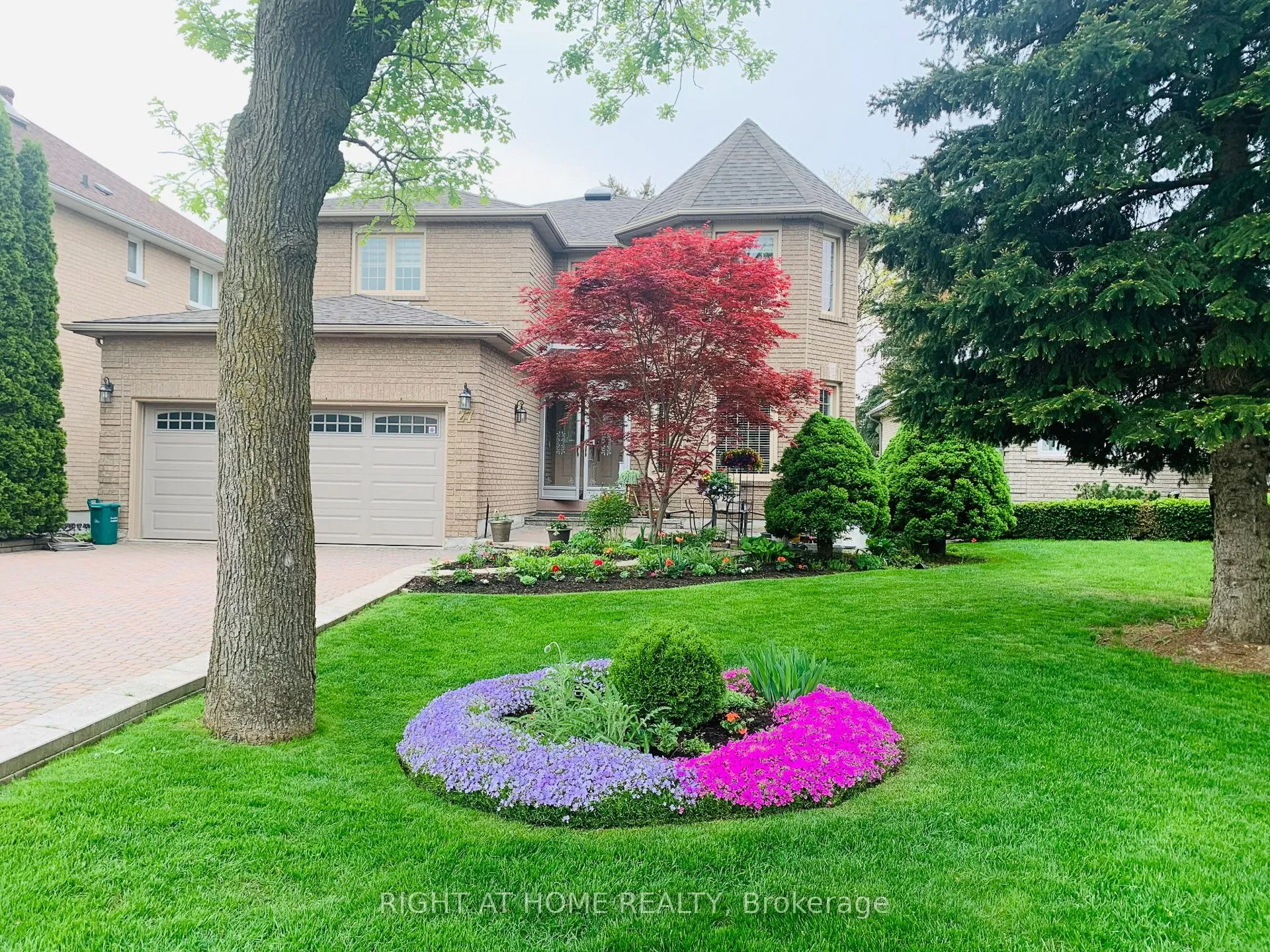 Detached Home For Sale | N13241692