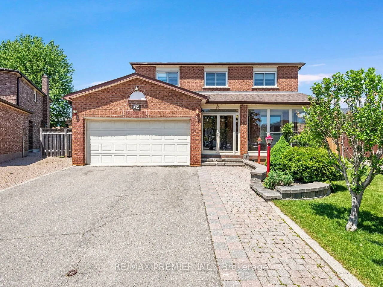 Detached Home For Sale | N13242546
