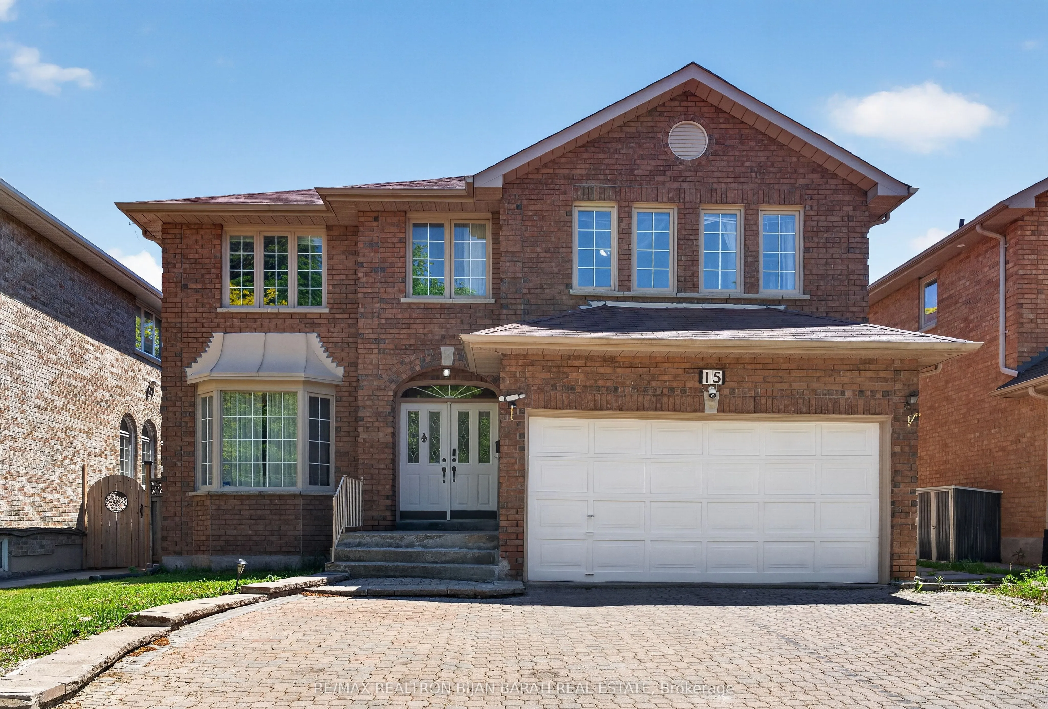 Detached Home For Sale | N13243192