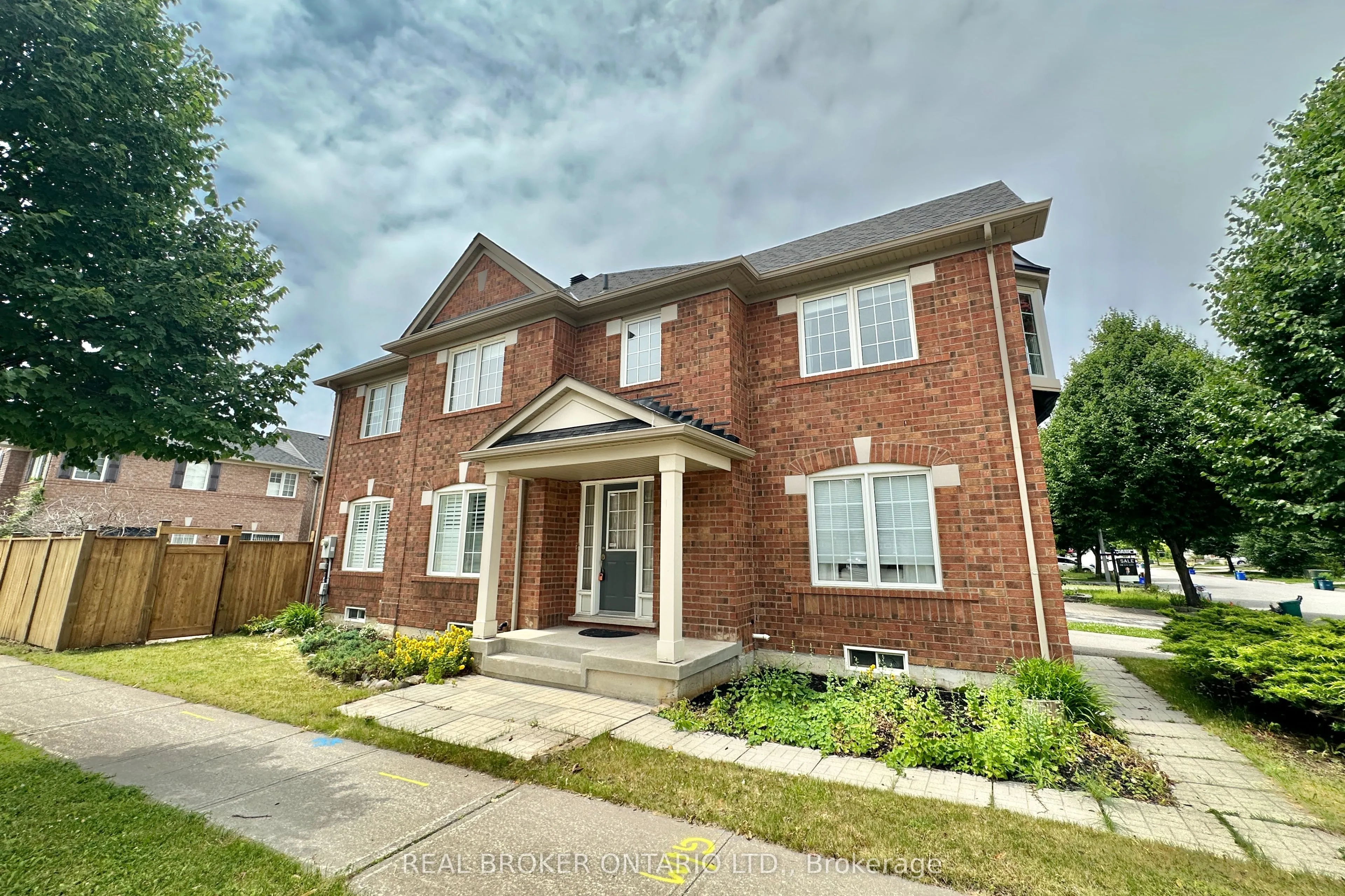 Detached Home For Lease | N13243774
