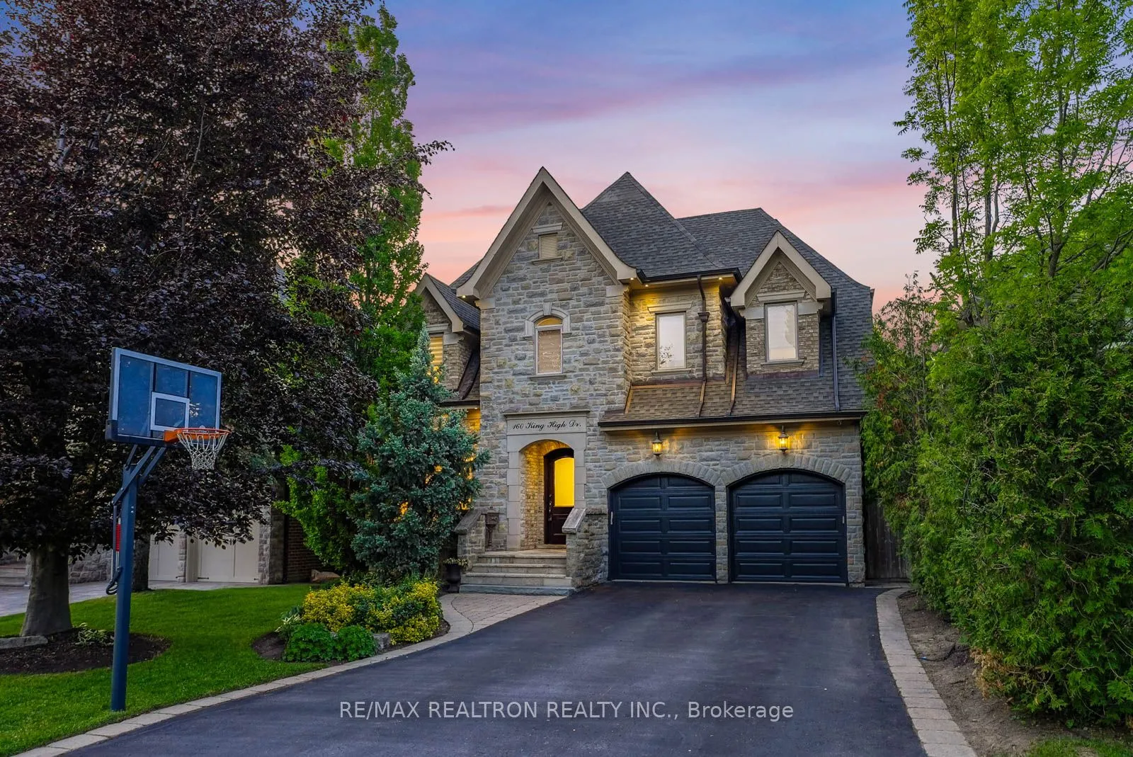 Detached Home For Sale | N13244732