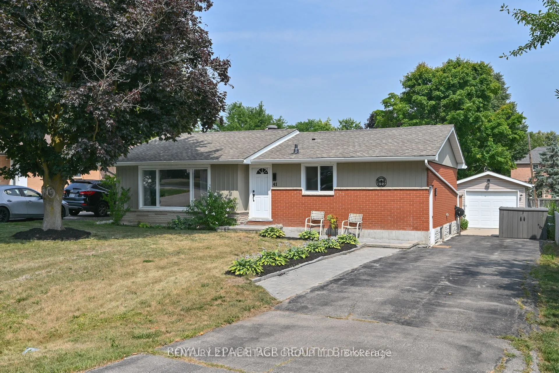 Detached Home For Sale | N13245370