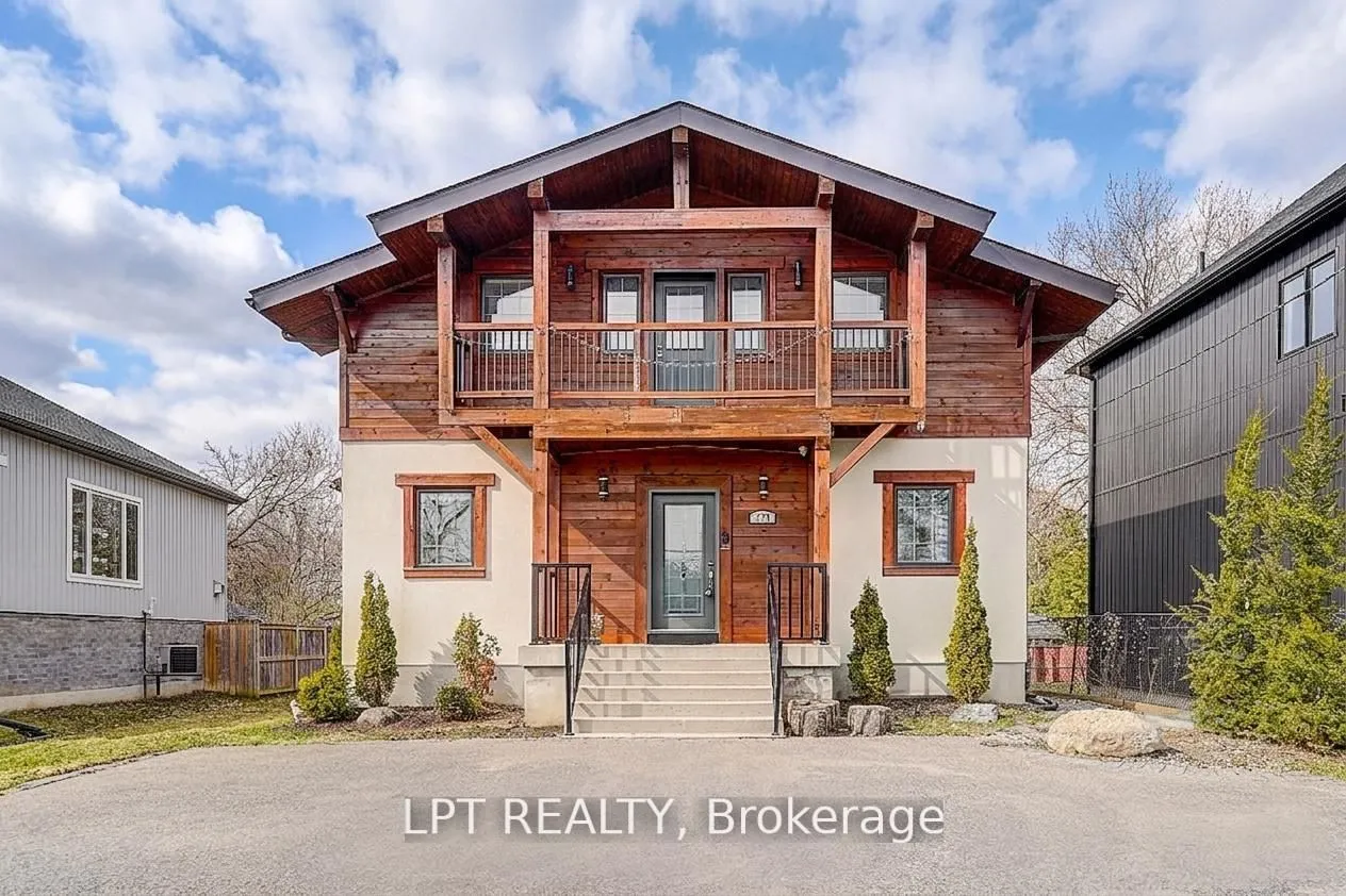 Detached Home For Sale | N13245994